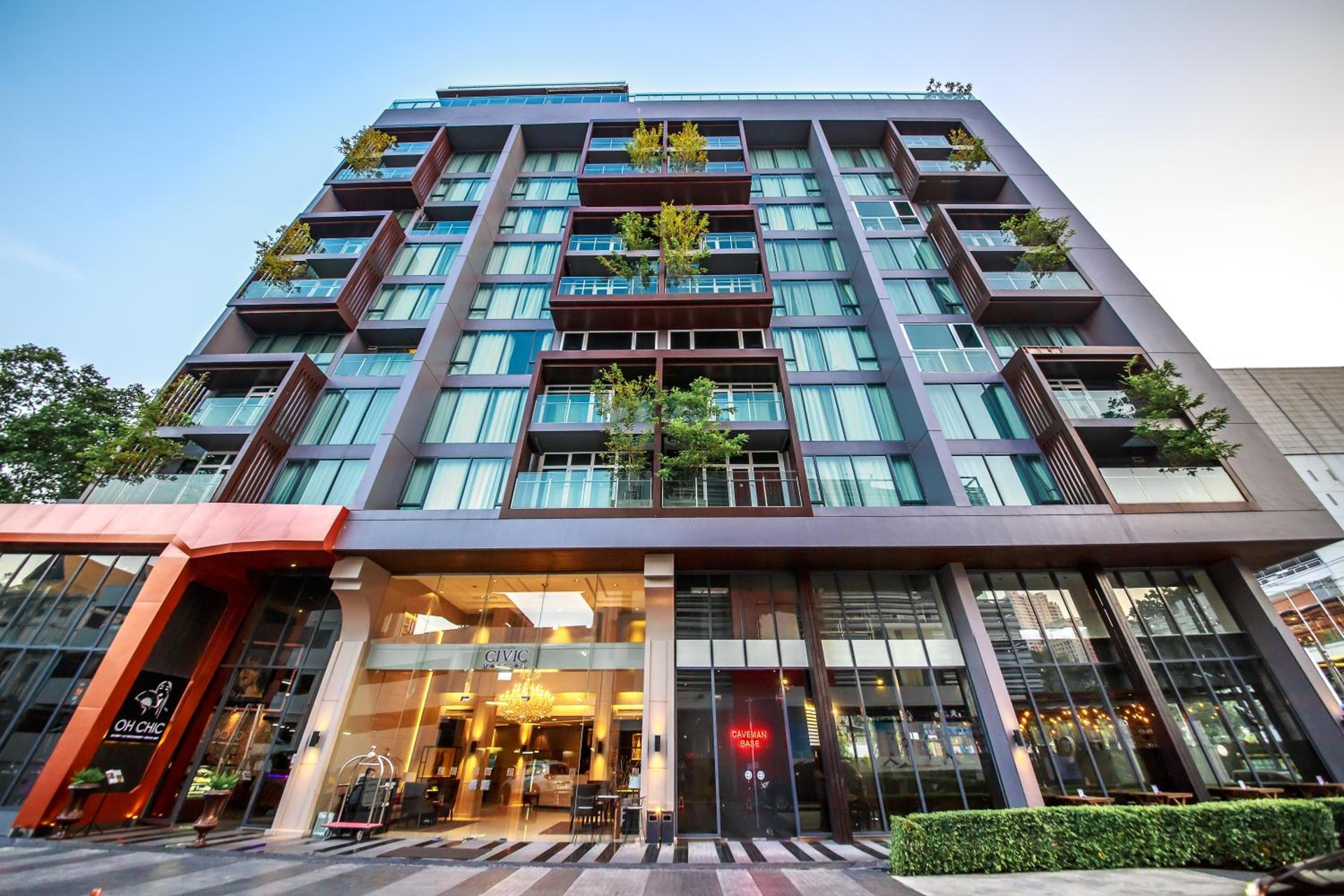 Civic Horizon Hotel & Residence