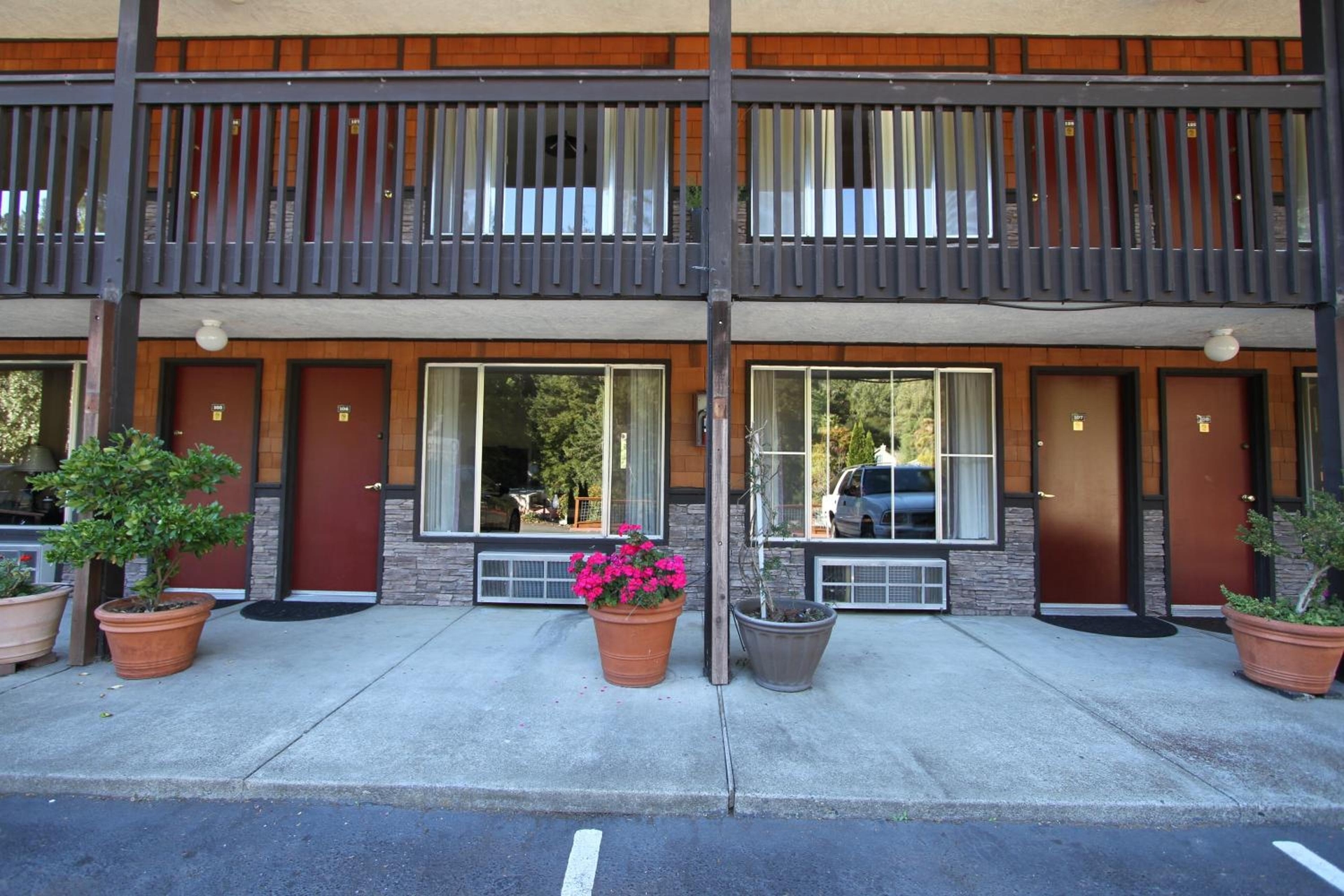 The Occidental Lodge, Occidental