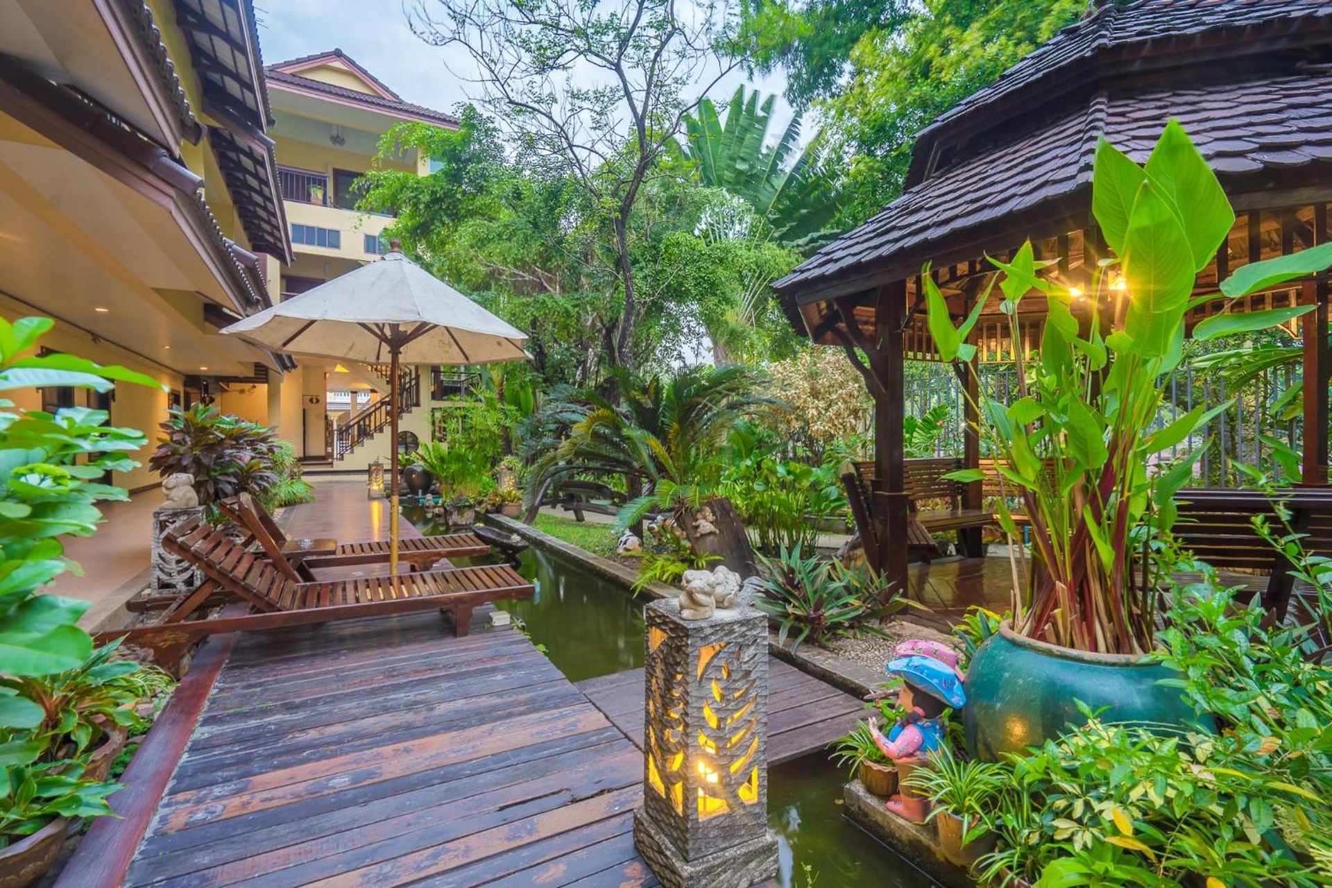 Foto de Suphan Lake Hometel