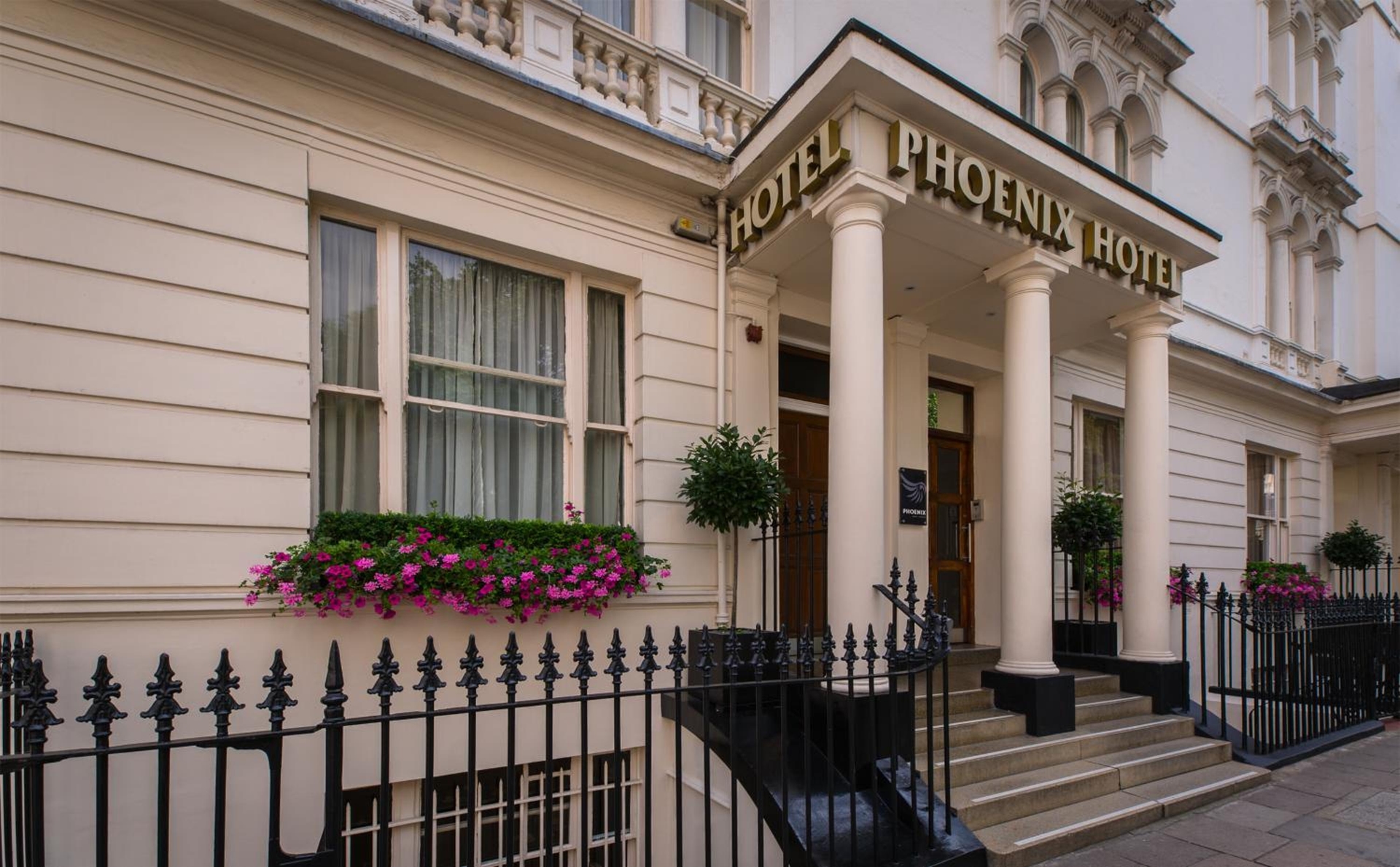 Phoenix Hotel, London