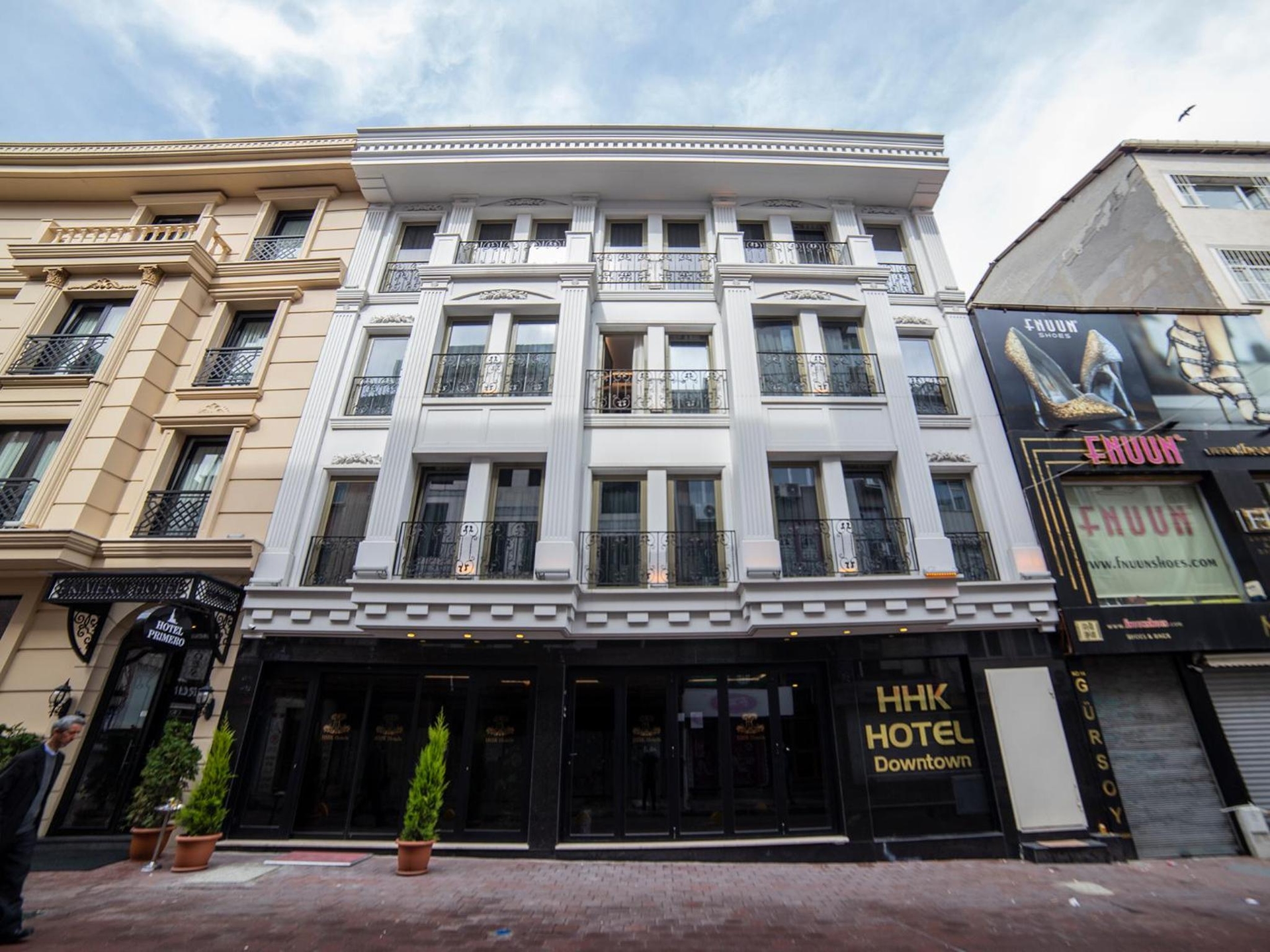 HHK Hotel Downtown