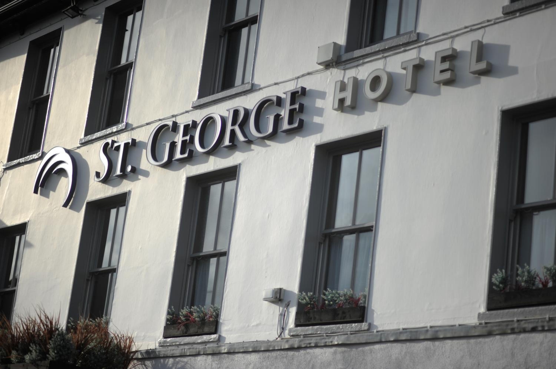 St George Hotel Rochester-Chatham, Chatham