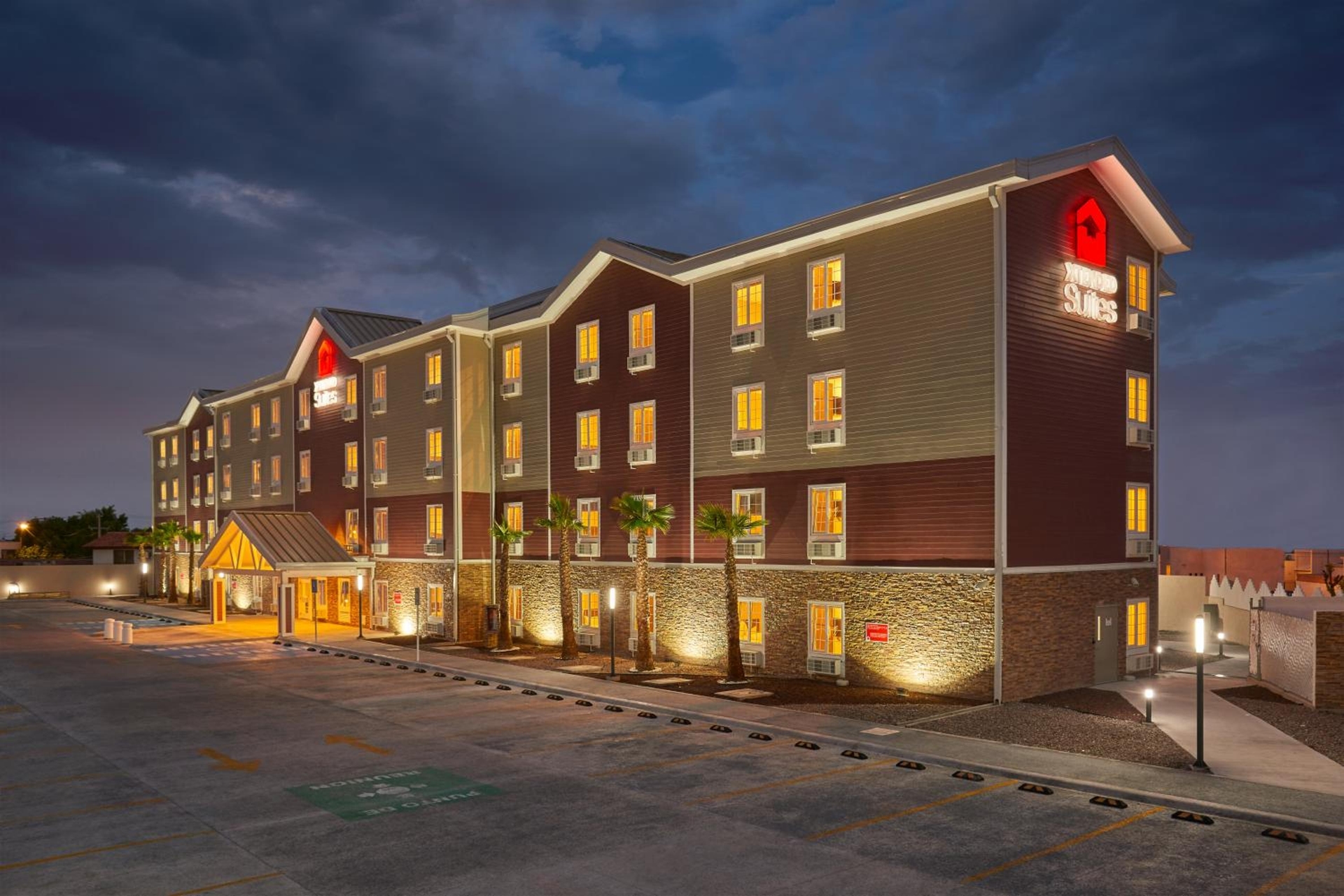 Extended Suites Tijuana Macroplaza, Tijuana