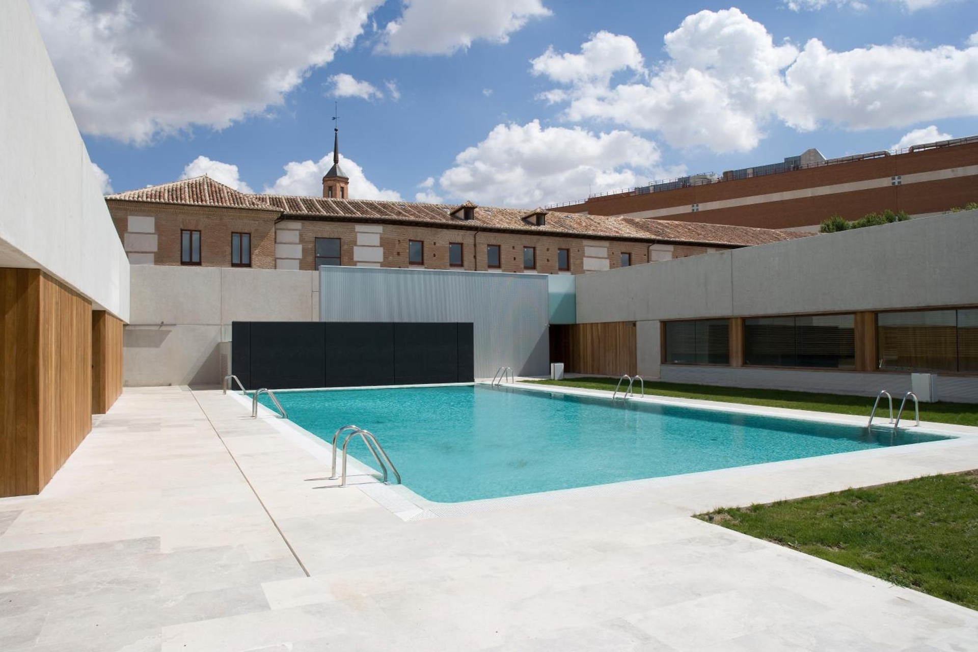 Parador de Alcalá de Henares, Alcalá de Henares