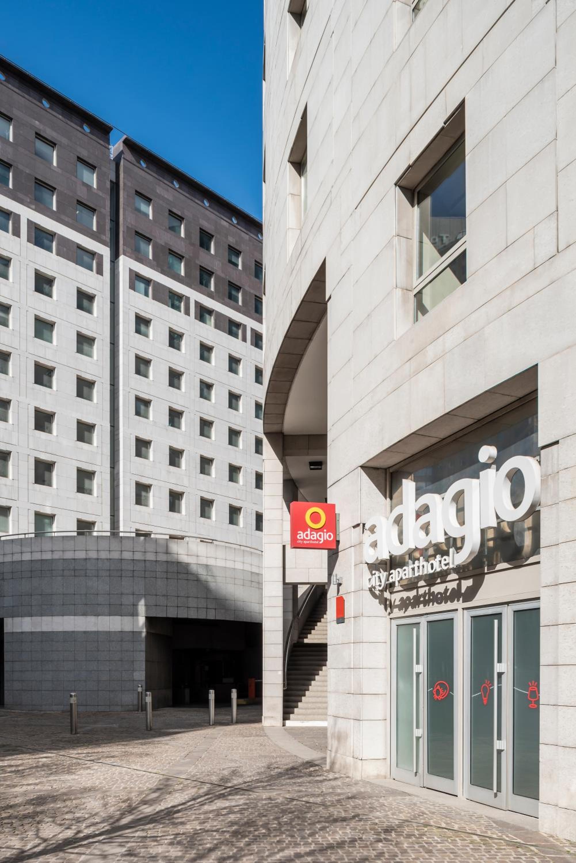 Aparthotel Adagio La Défense Esplanade