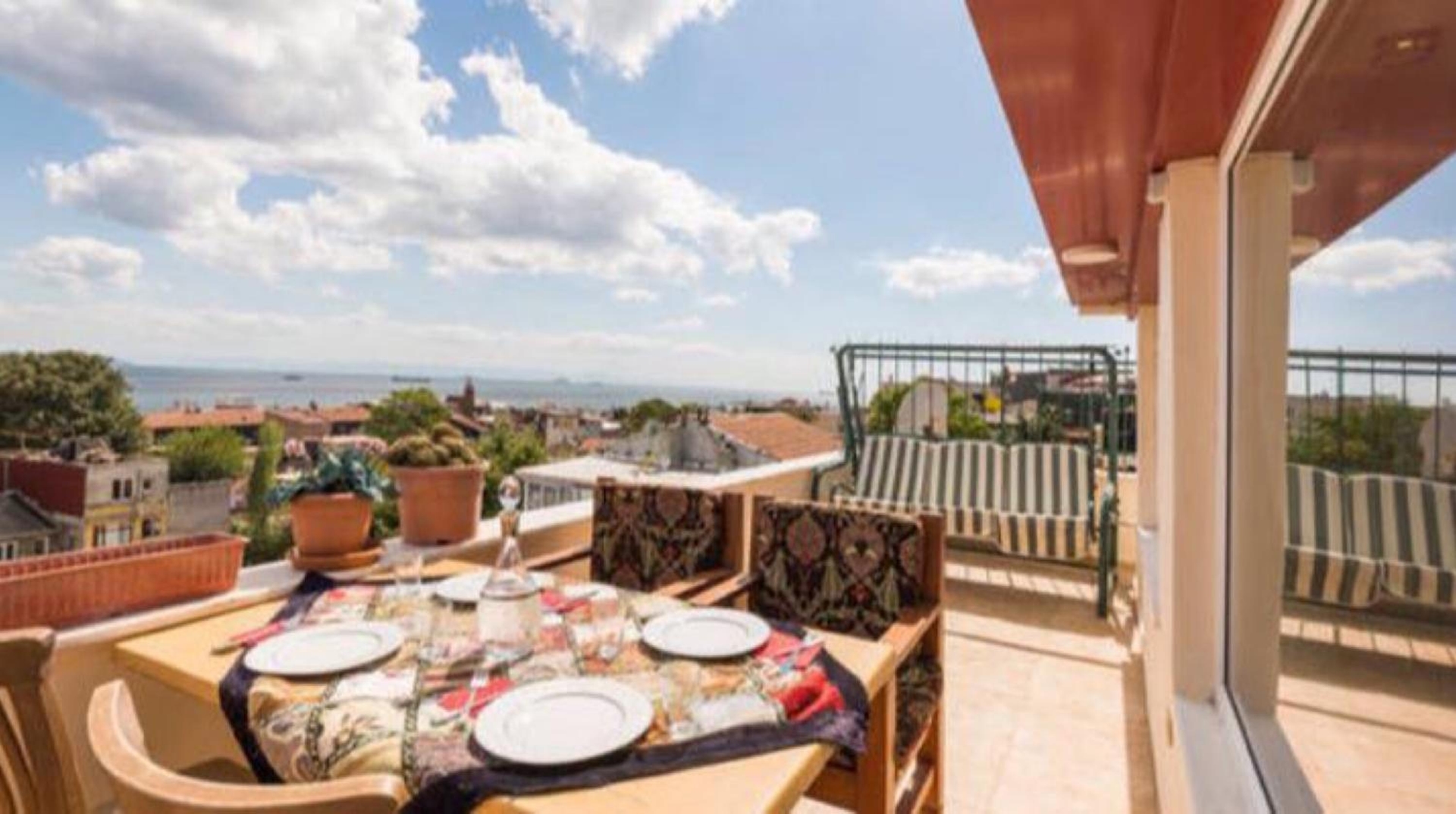 Foto de Front of Sea View Apartments Sultanahmet SEA VIEW