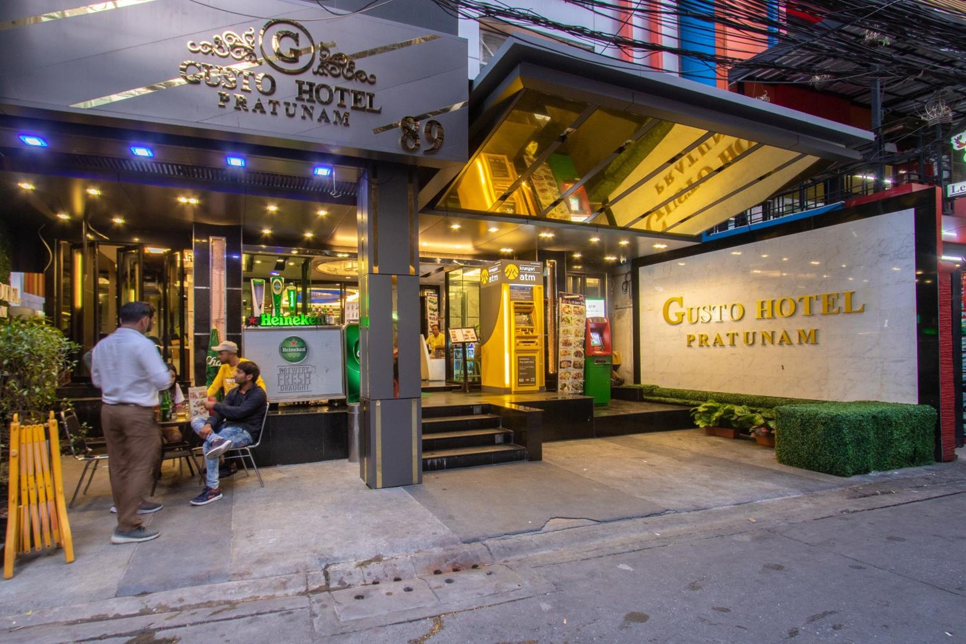 Gusto Pratunam Hotel