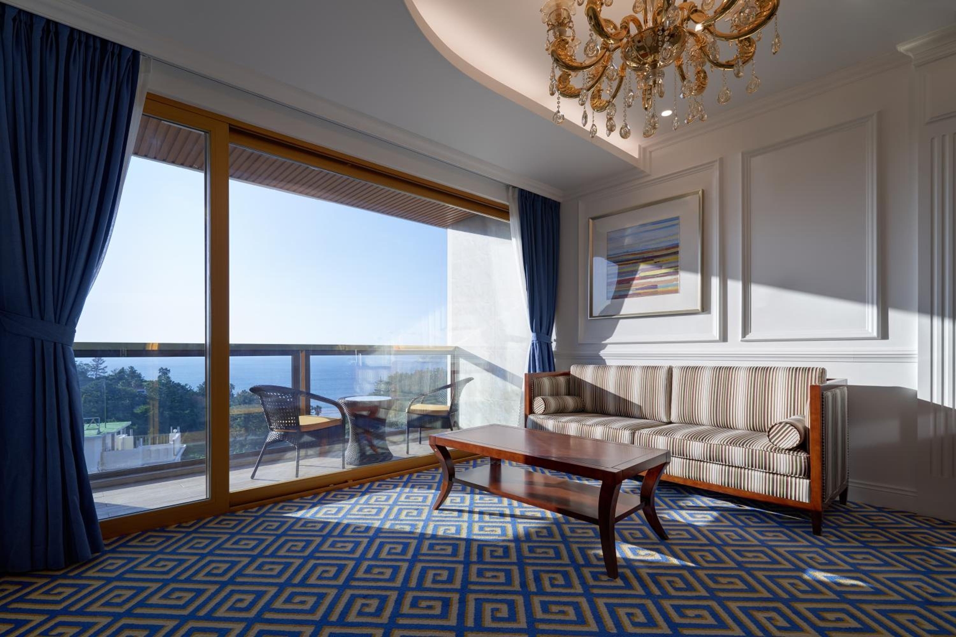 Foto de GoldOne Hotel & Suites