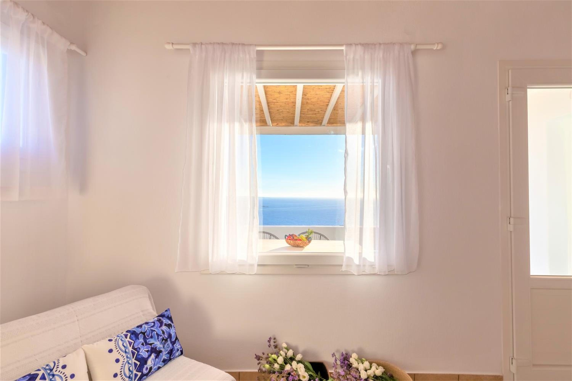 Sugar Blue, Mýkonos City