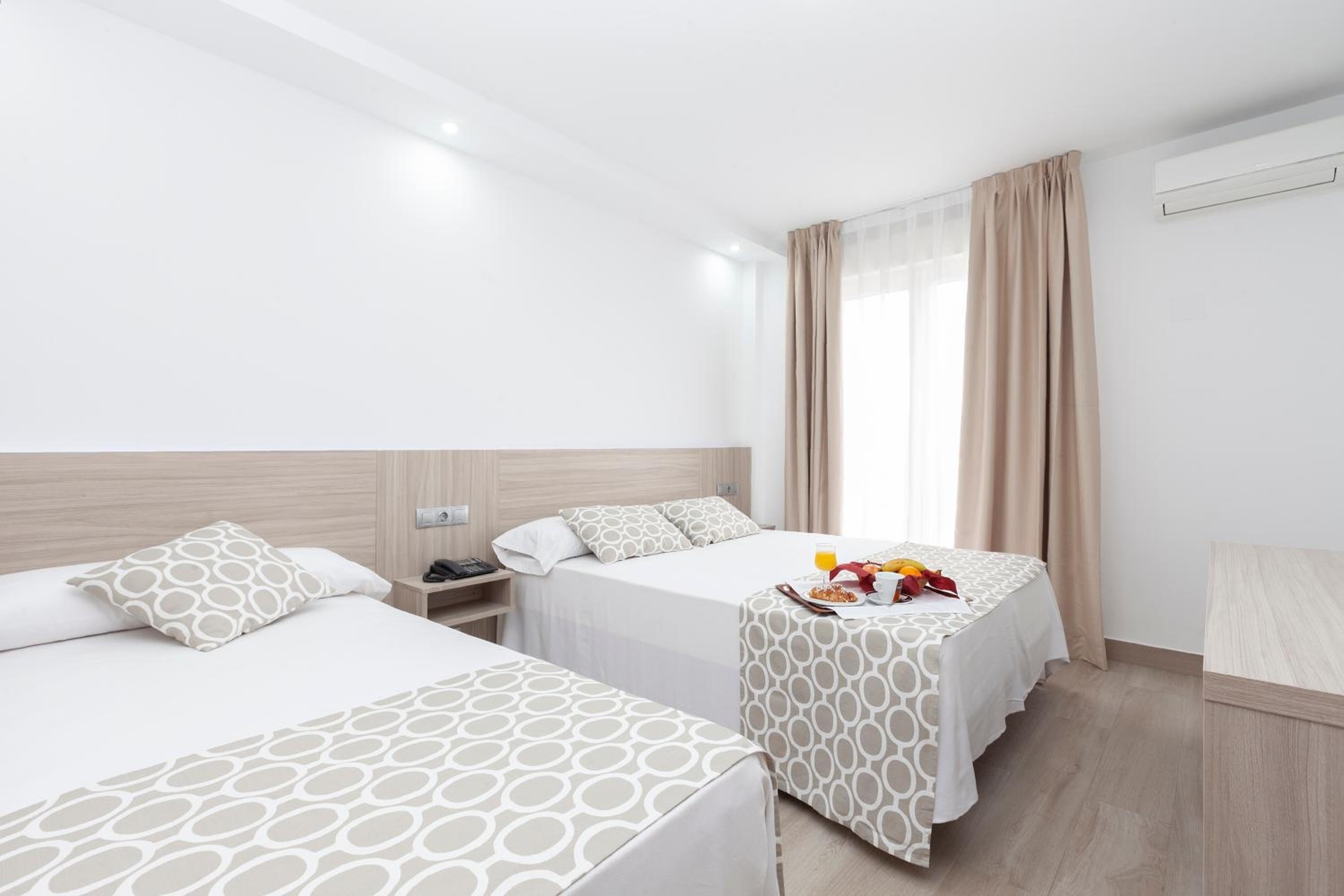 Hotel Olympia Ronda II, El Puig