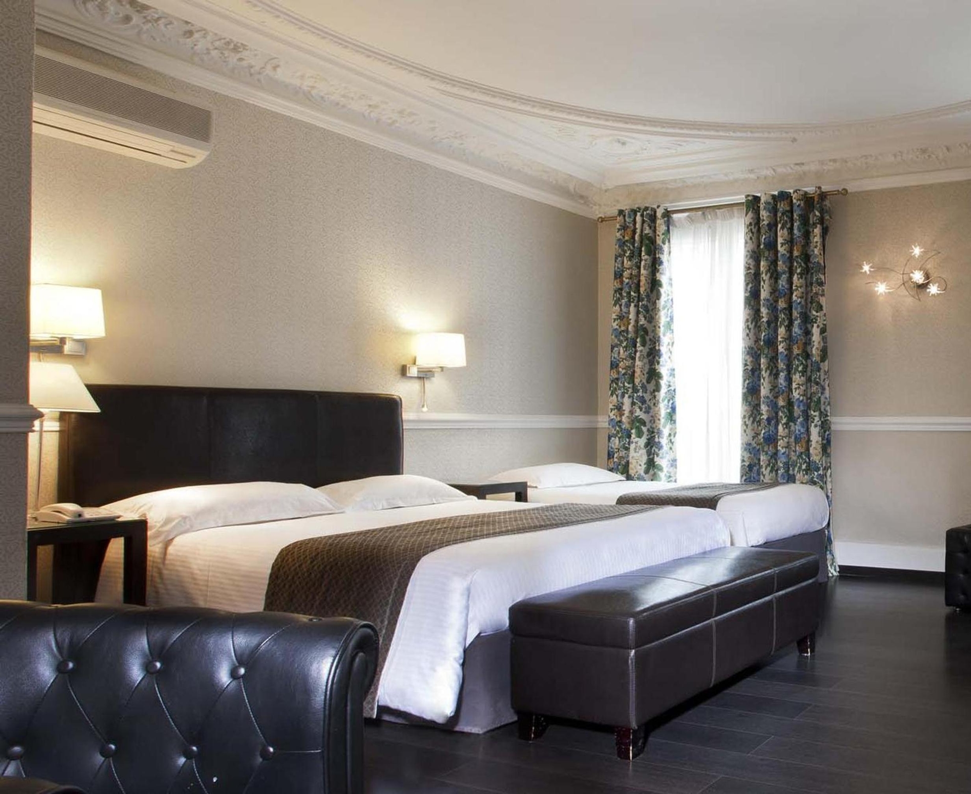 Foto de Hotel Claude Bernard Saint-Germain