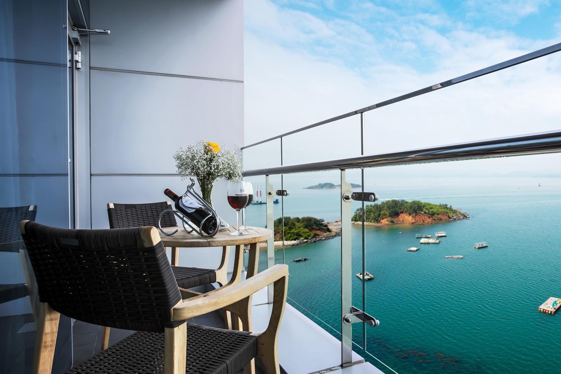 Foto de Hidden Bay Hotel