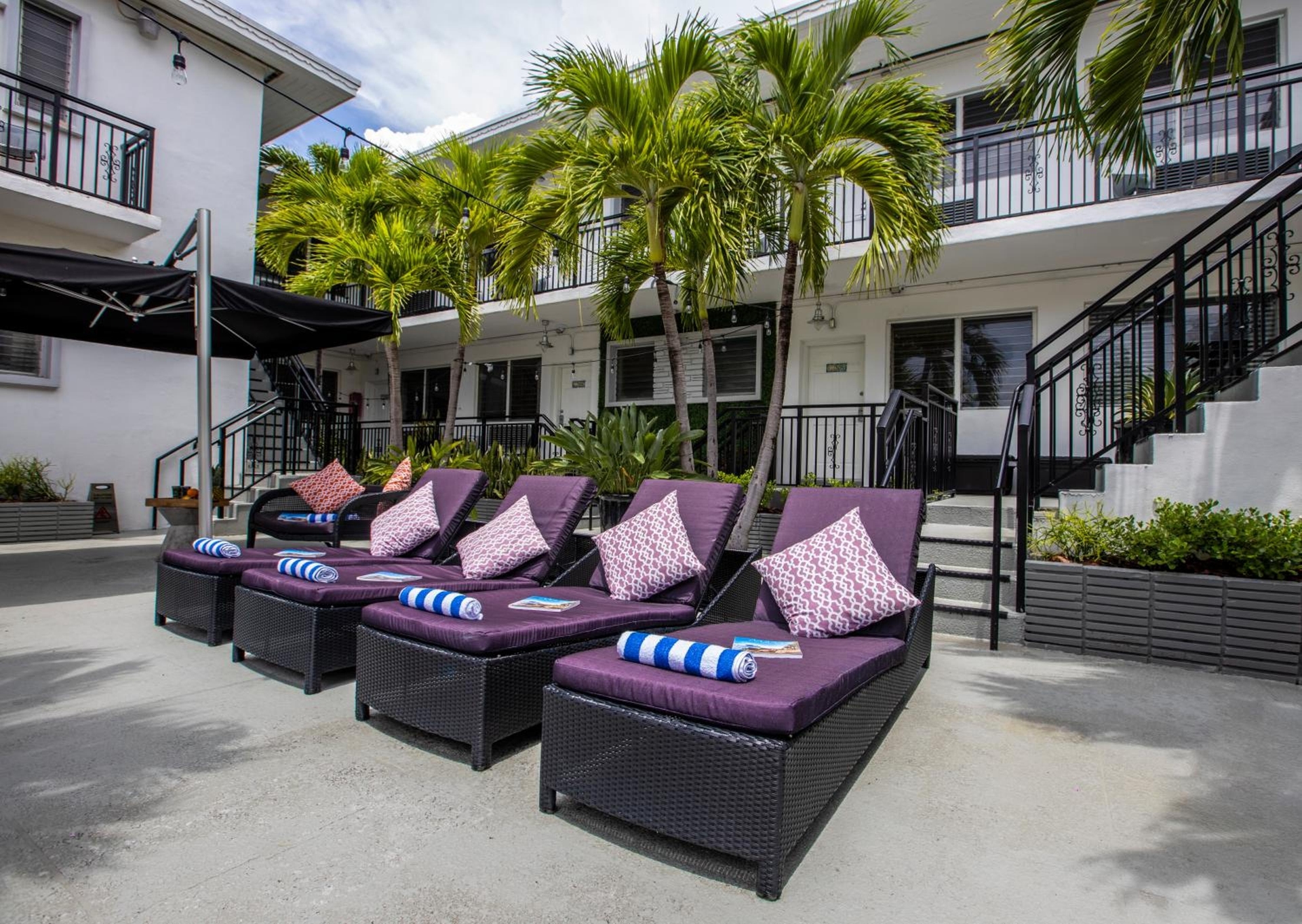 Foto de Beachside All Suites Hotel