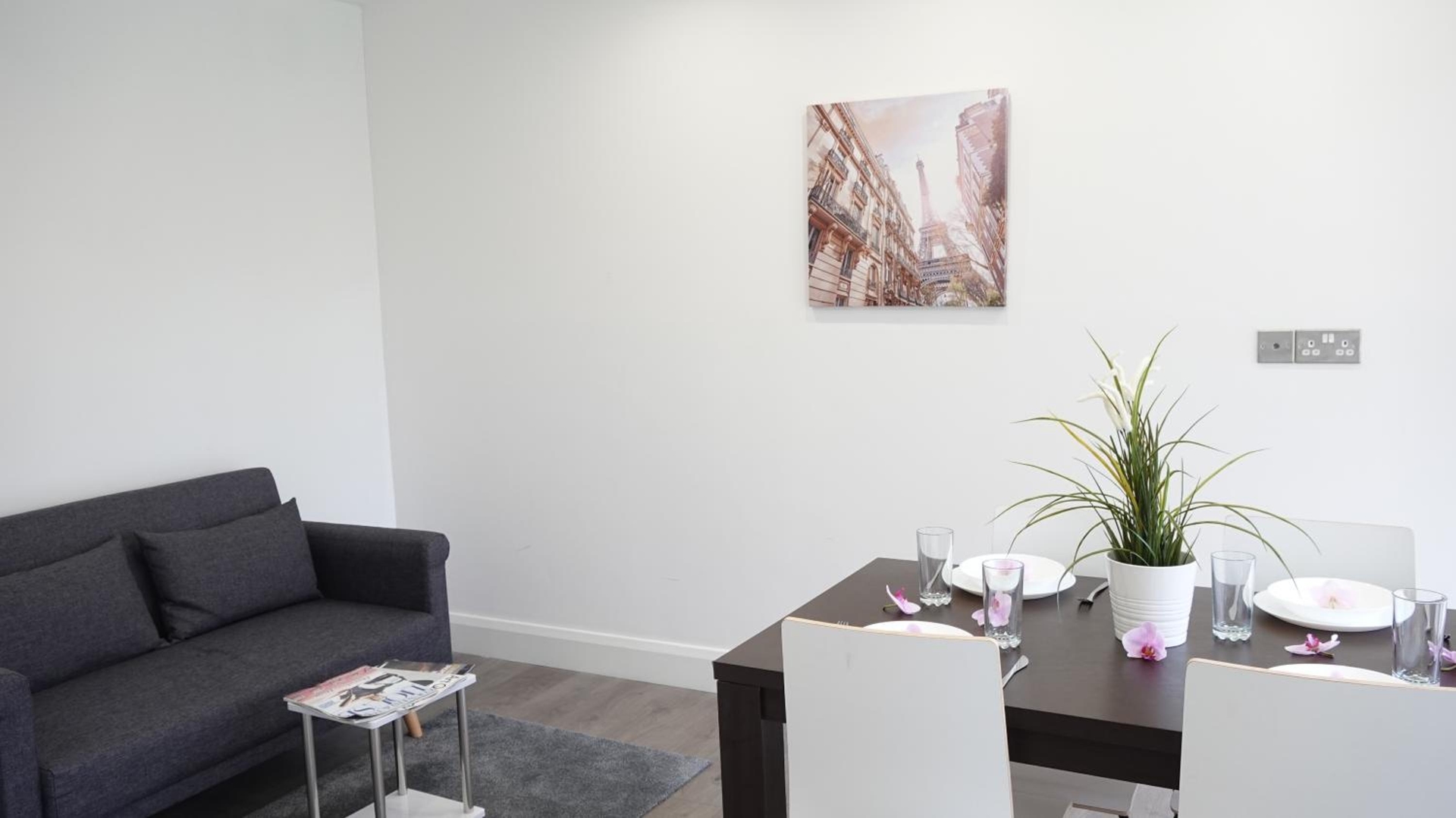 The Hatton Rooms, New Bedfont