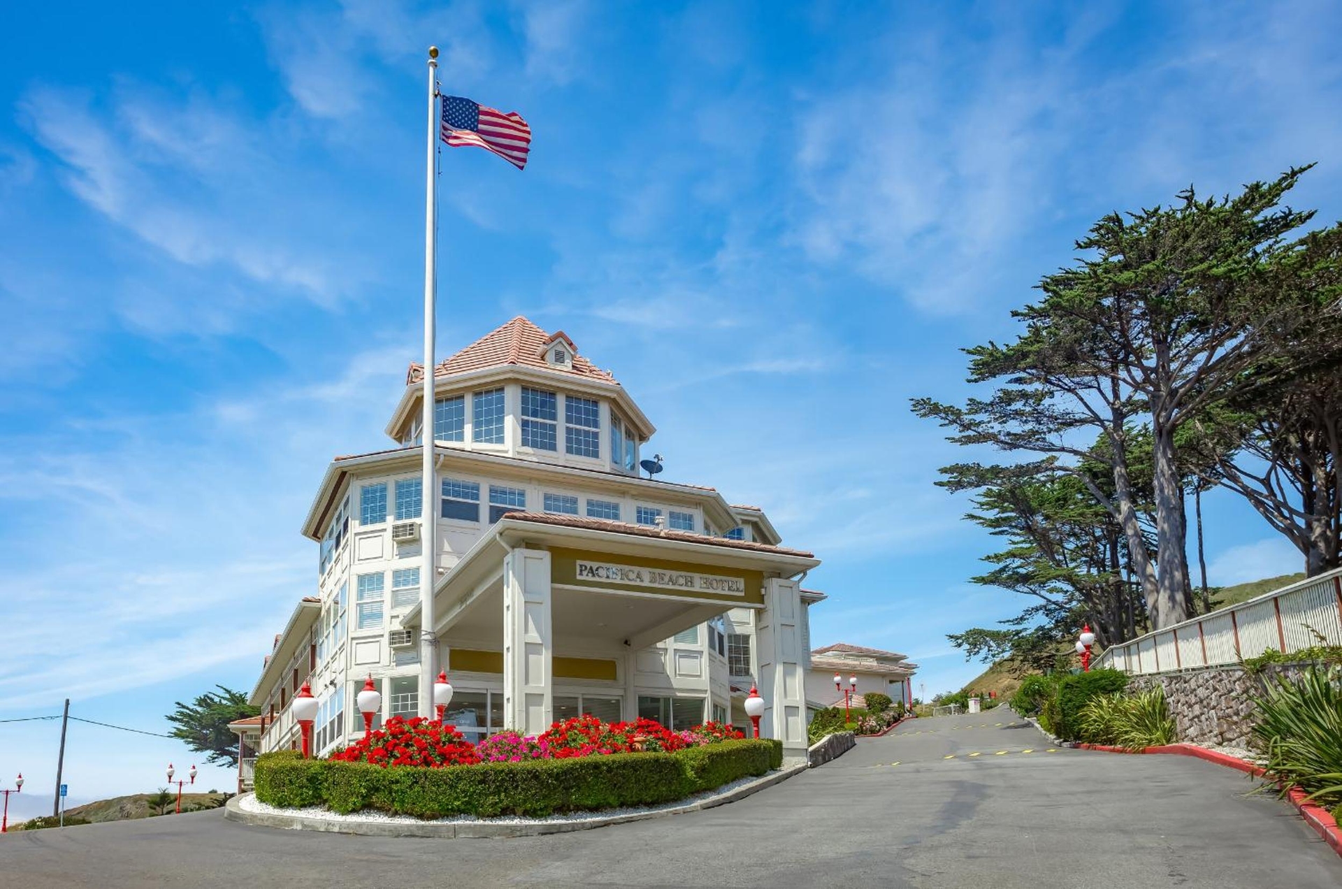 Pacifica Beach Hotel, Pacifica