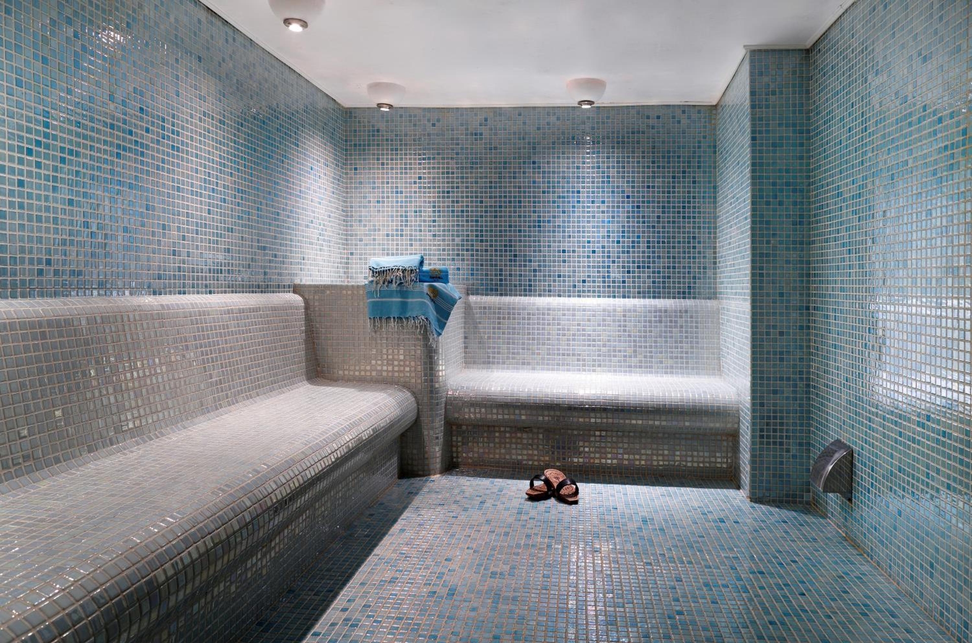 Foto de Darkhill Hotel