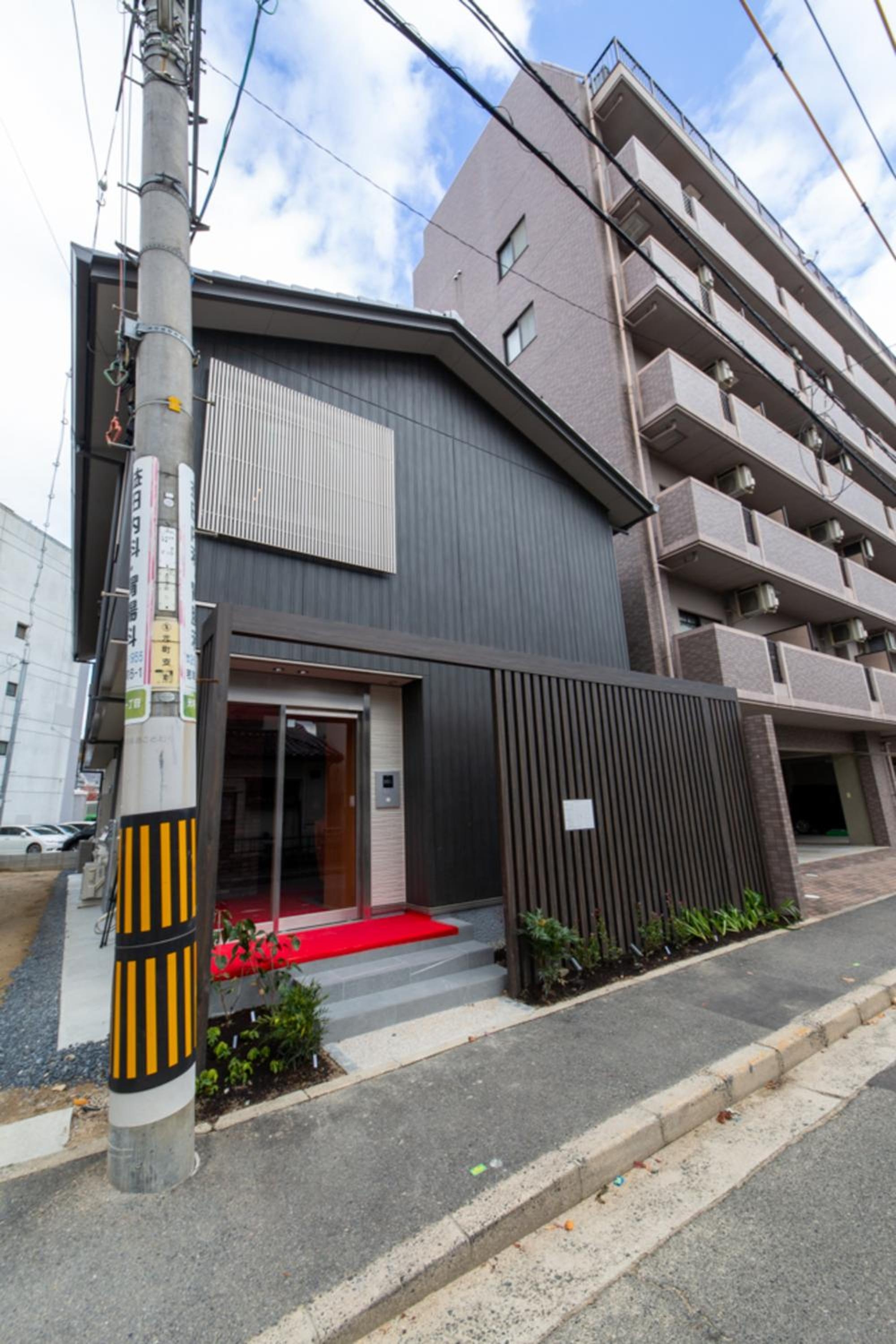 GRAND BASE Hiroshima Hikarimachi