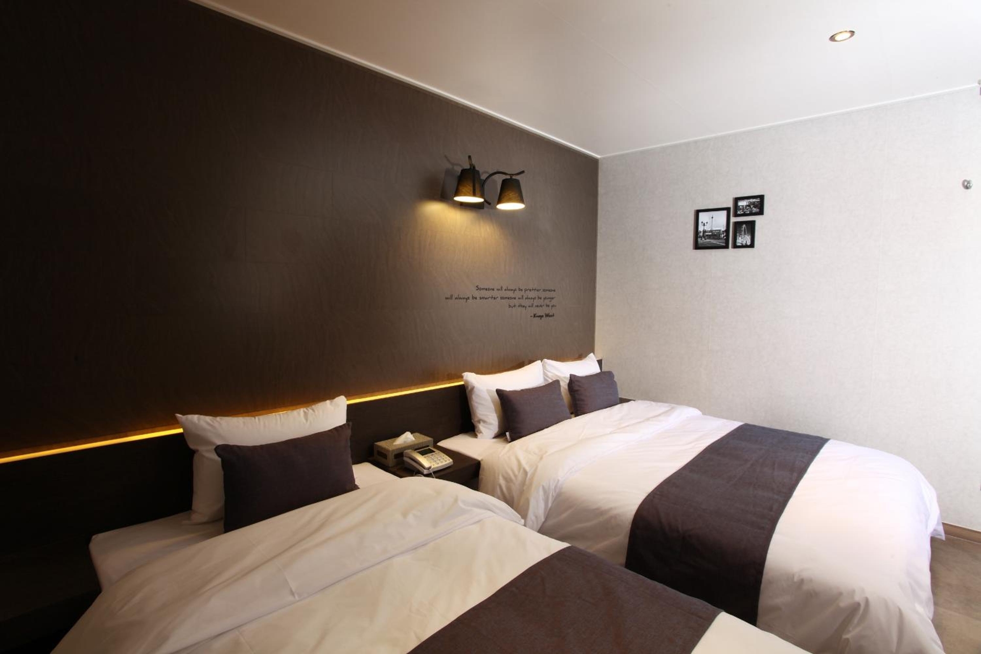 Foto de S& Hotel