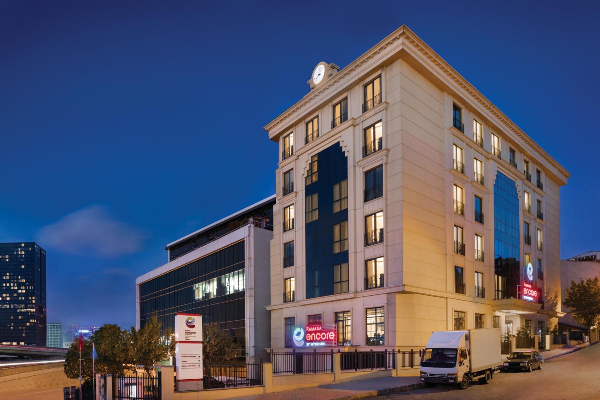 Ramada Encore By Wyndham Istanbul Basin Express