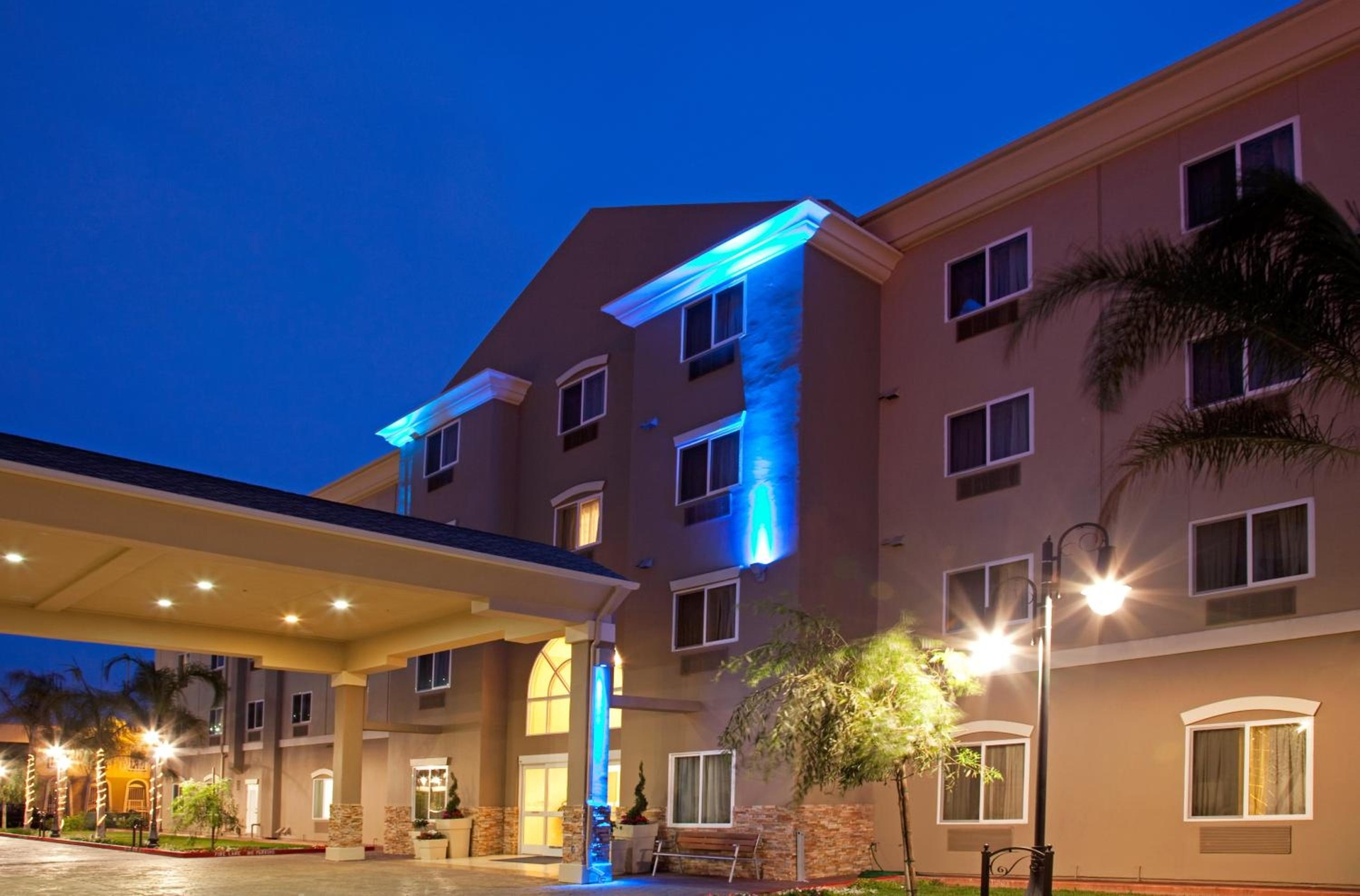 Holiday Inn Express Hotel & Suites Los Angeles Airport Hawthorne by IHG, Hawthorne