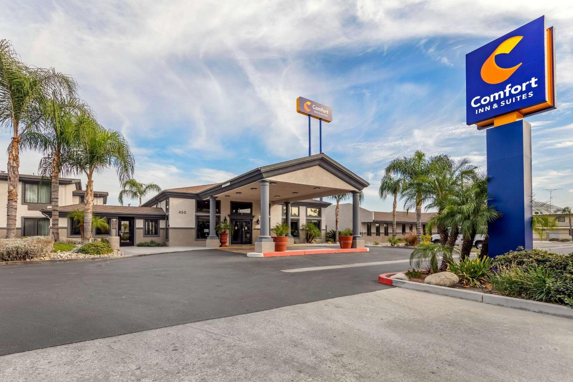 Comfort Inn & Suites San Bernardino, Colton