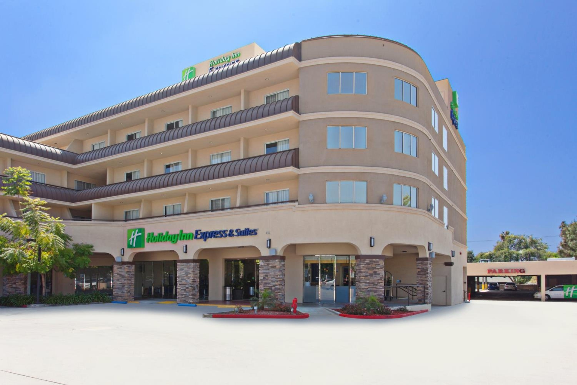 Holiday Inn Express & Suites Pasadena - Los Angeles by IHG, Pasadena