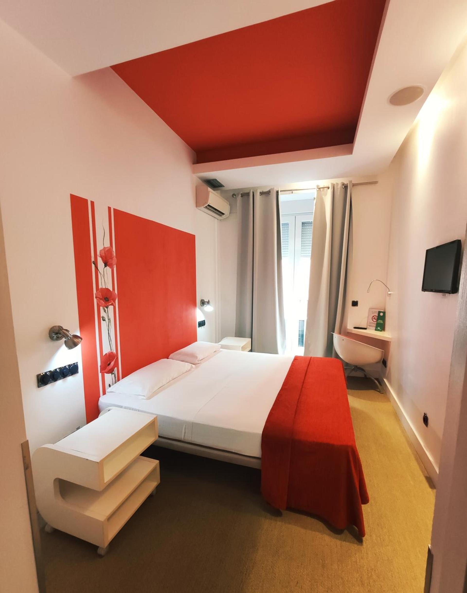 Hostal Santa Ana Colors, Madrid
