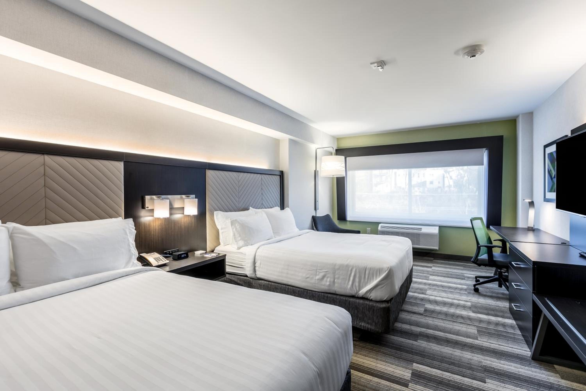 Foto de Holiday Inn Express & Suites Jersey City North - Hoboken by IHG