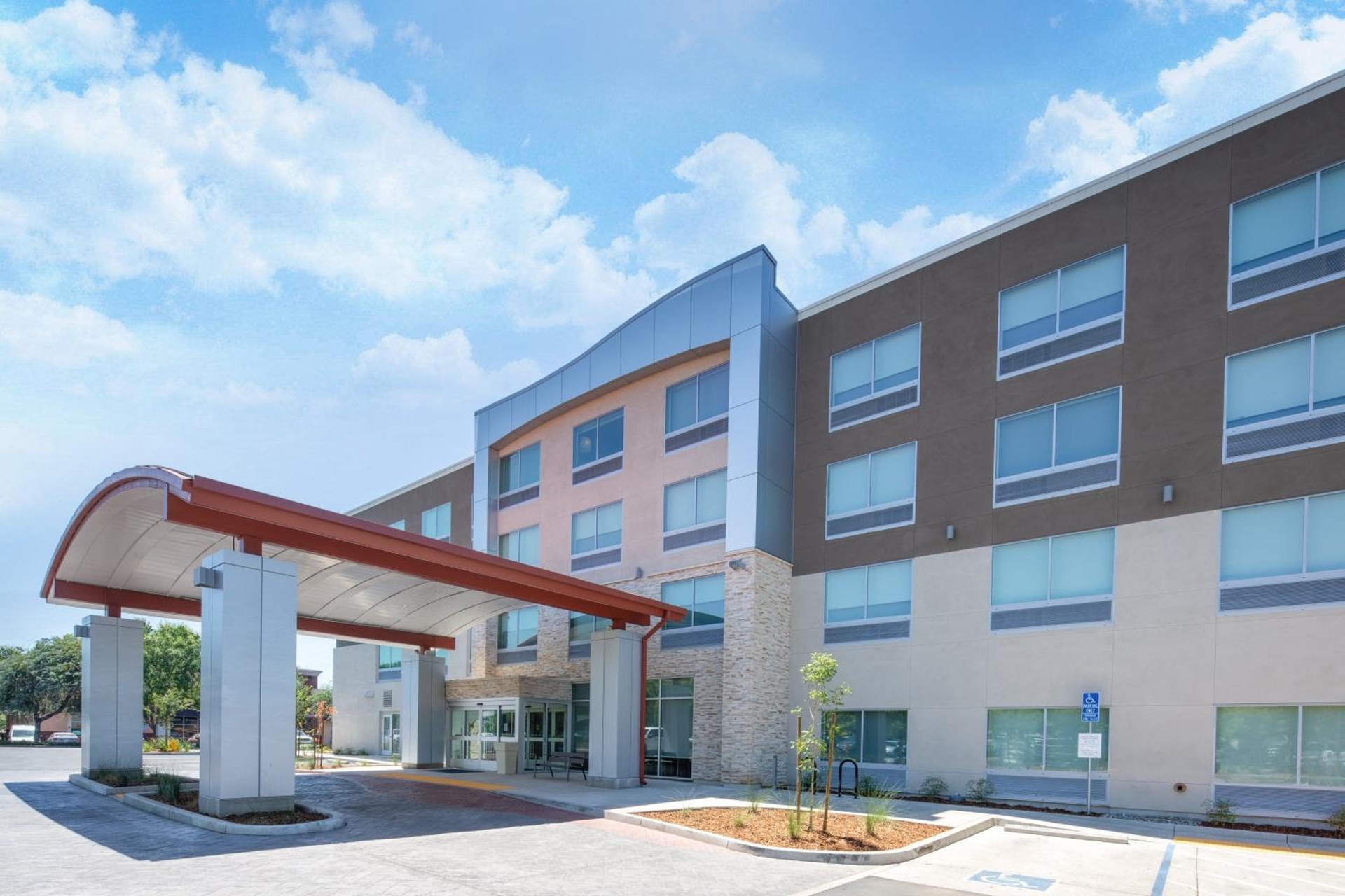 Holiday Inn Express & Suites Chico by IHG, Chico