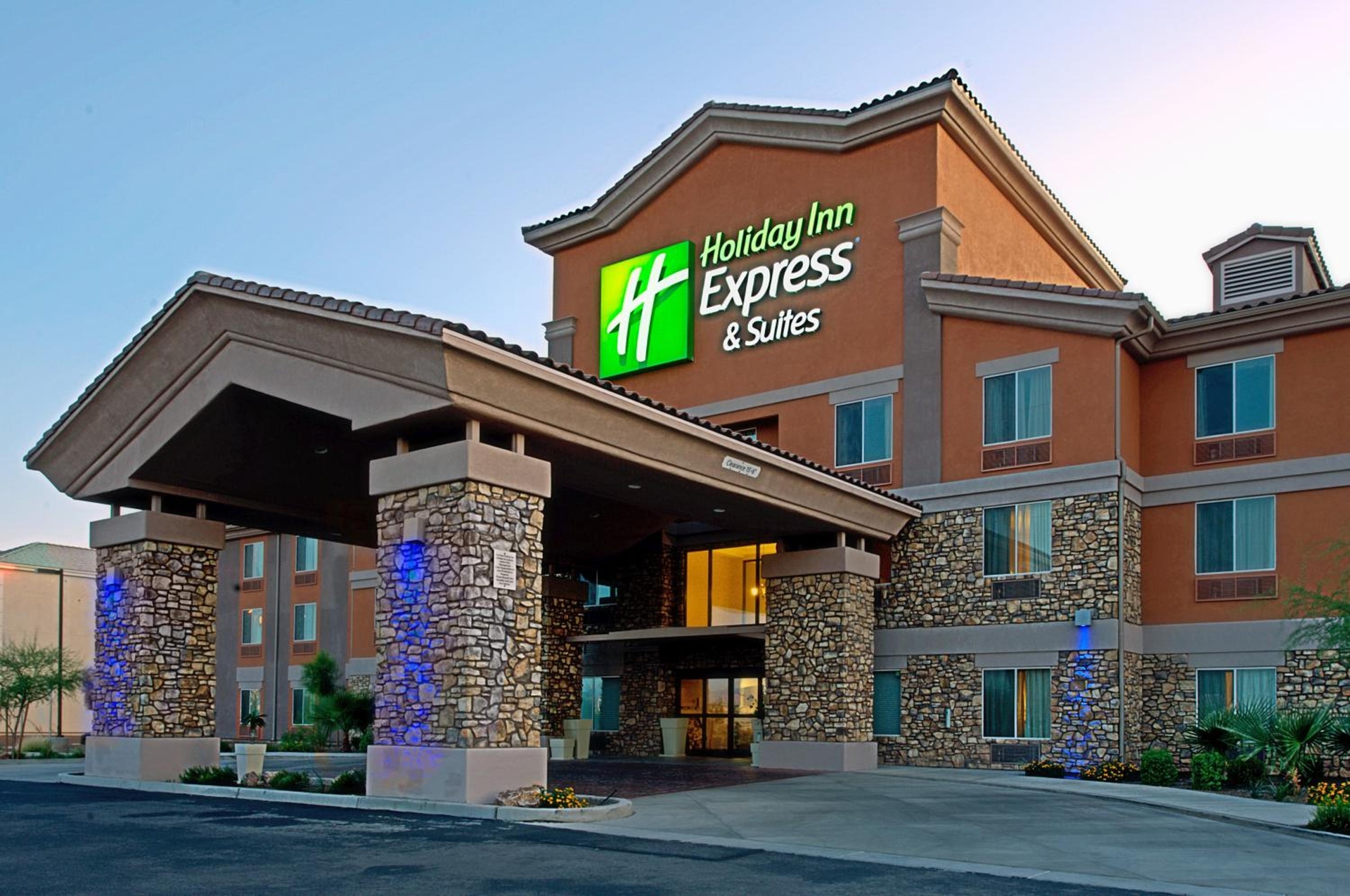 Holiday Inn Express & Suites Tucson by IHG, Tucson