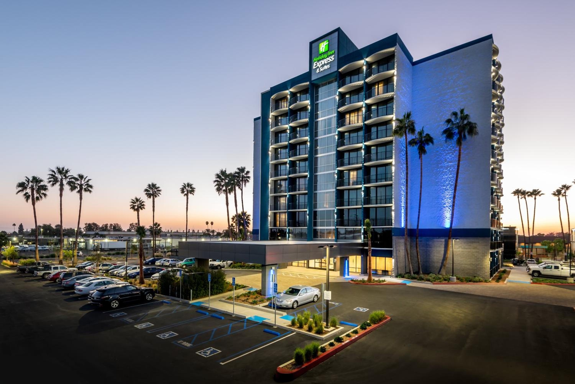 Holiday Inn Express & Suites Santa Ana - Orange County by IHG, Santa Ana