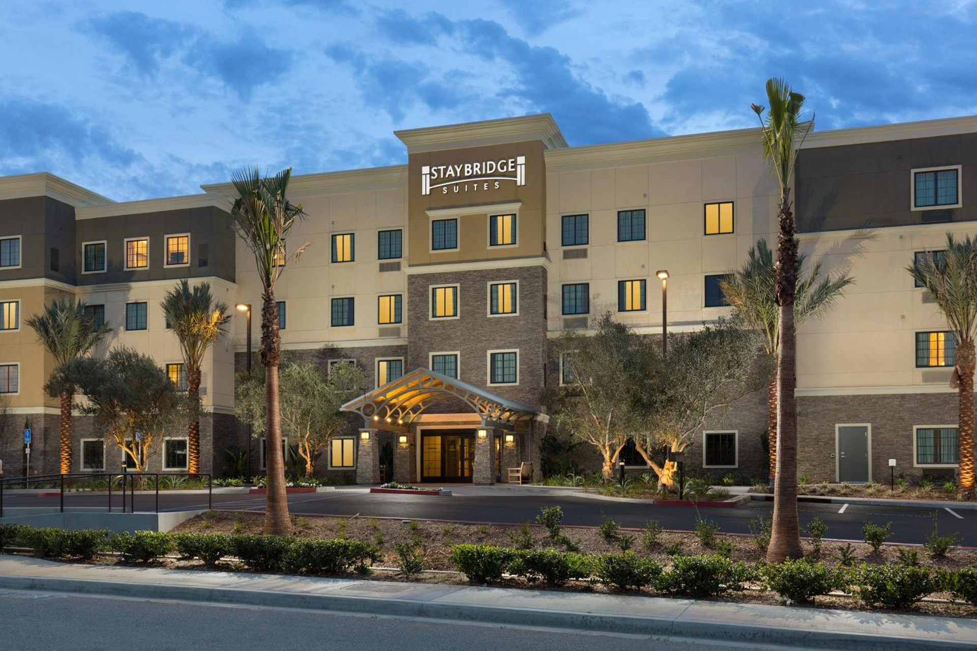 Staybridge Suites Corona South by IHG, Corona
