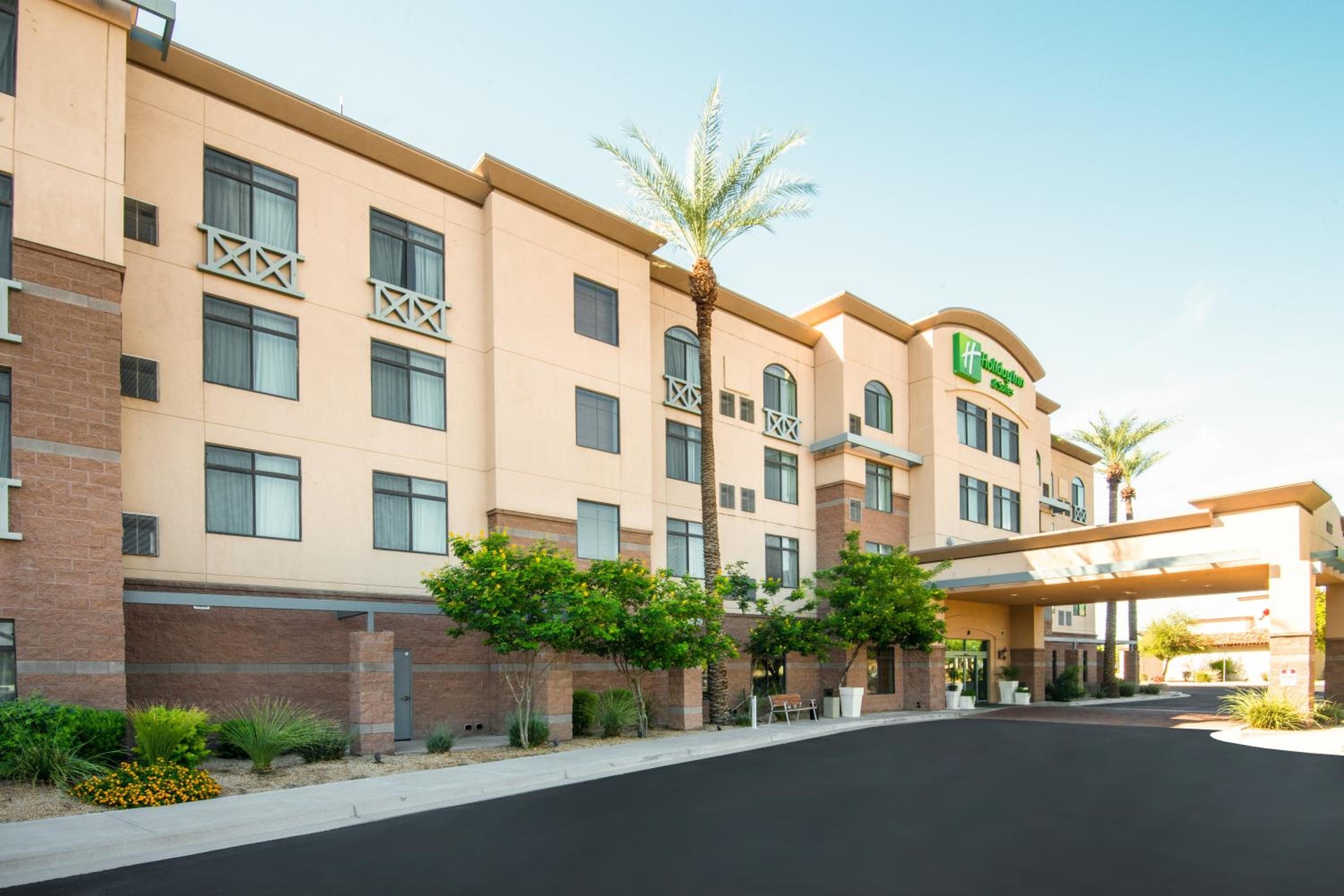 Holiday Inn & Suites Goodyear - West Phoenix Area by IHG, Goodyear
