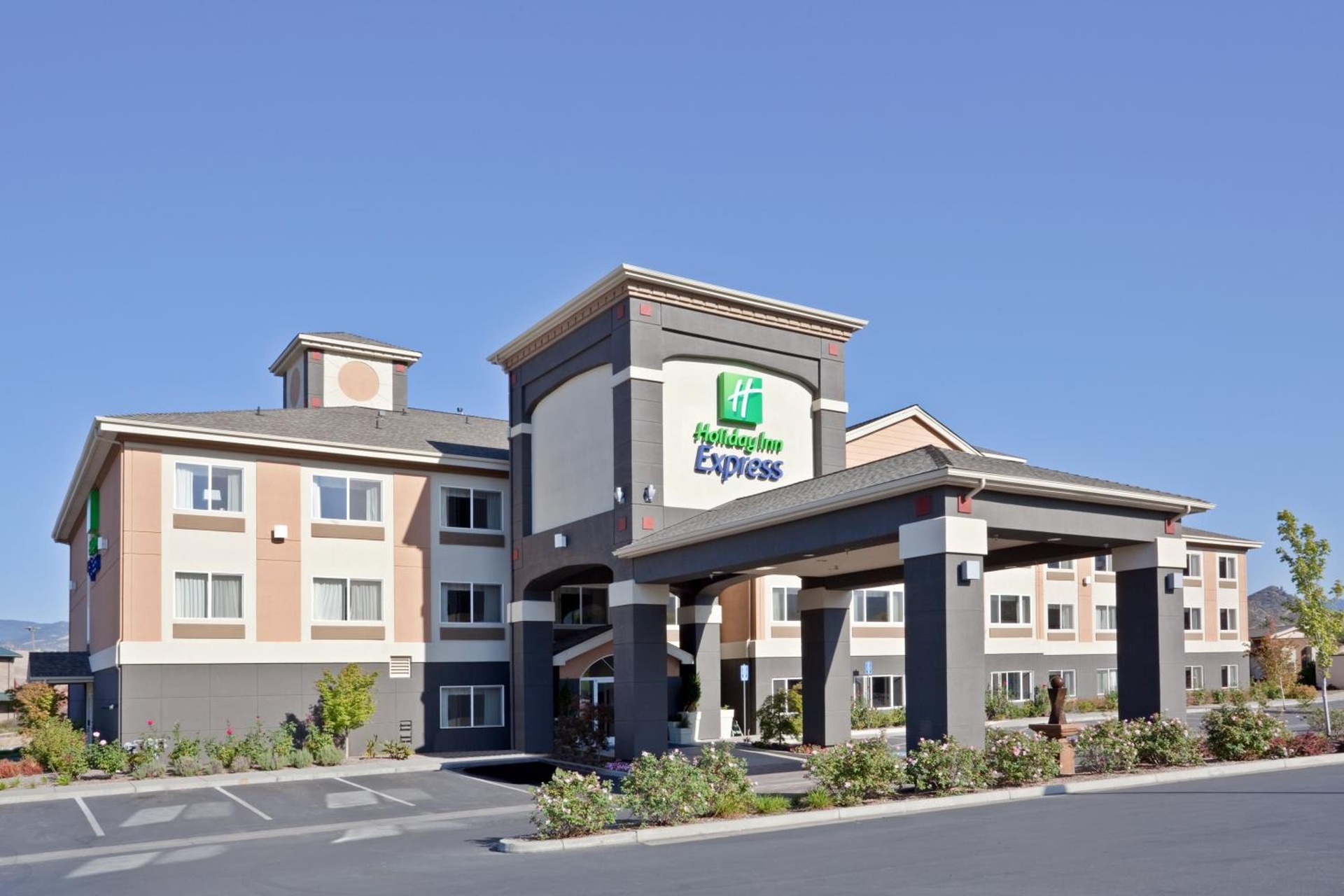 Holiday Inn Express Hotel & Suites Ashland by IHG, Ashland