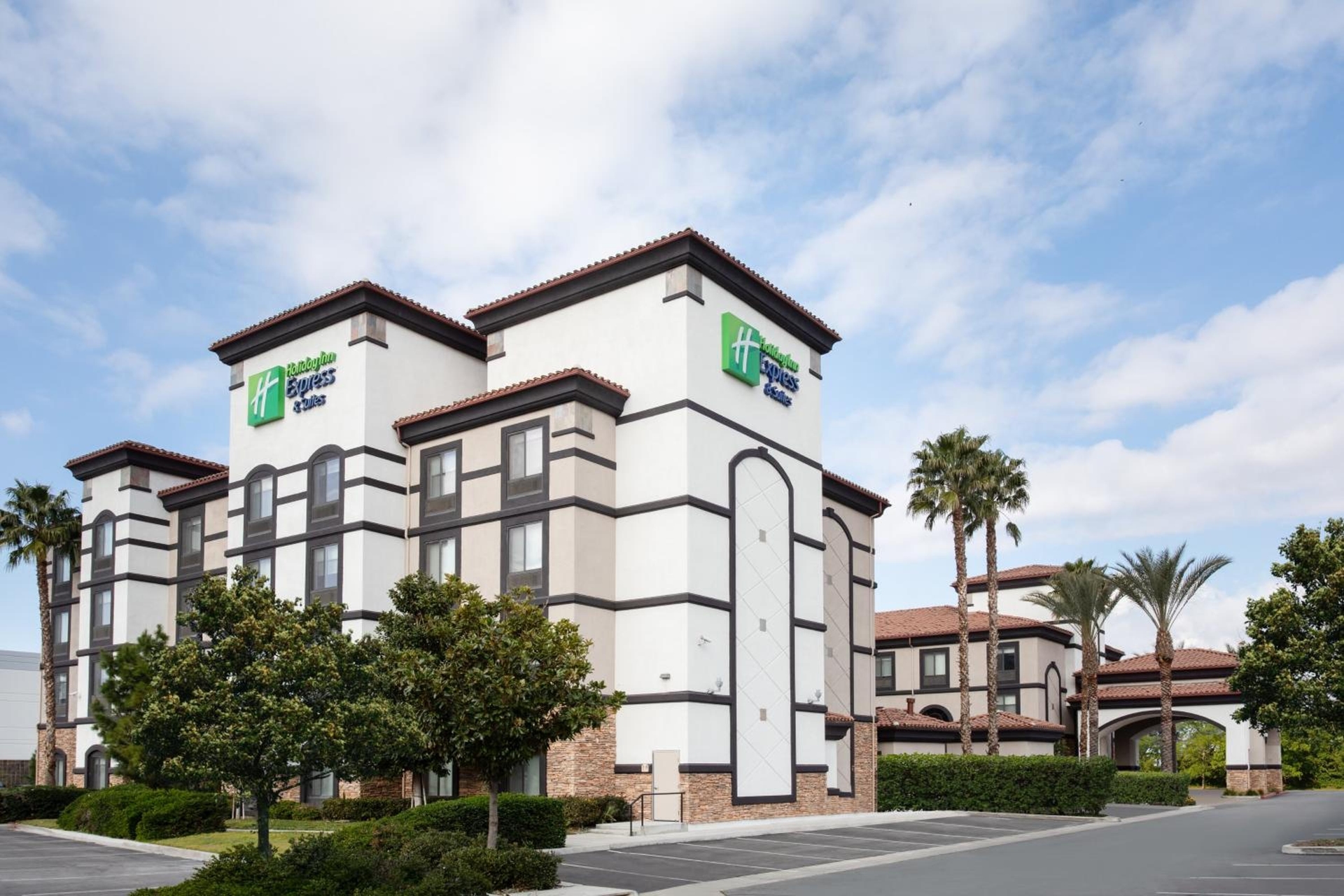 Holiday Inn Express Ontario by IHG, Ontario