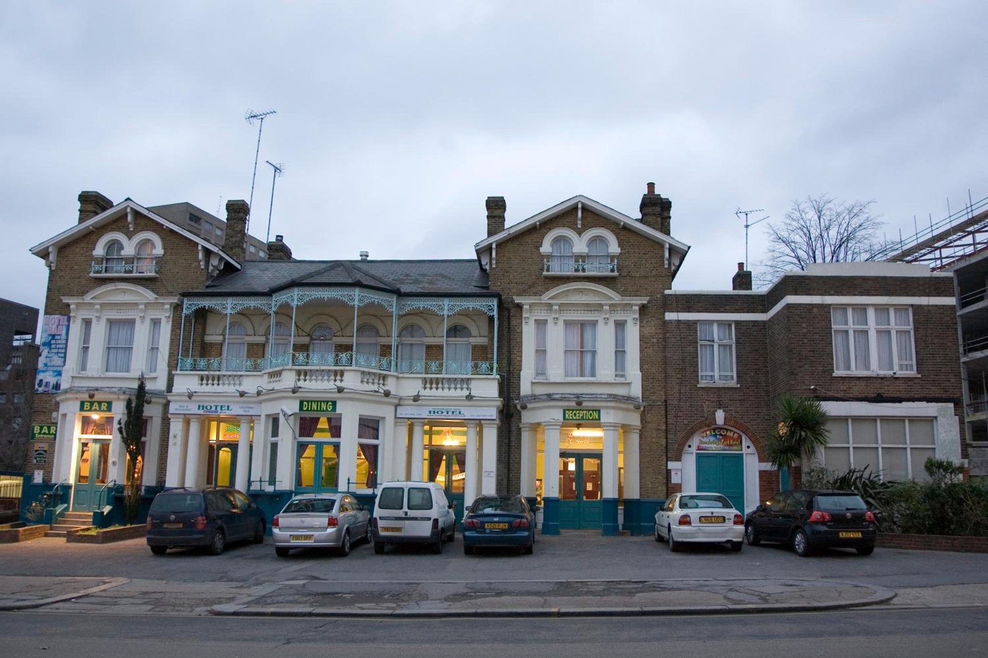 Bridge Park Hotel, London