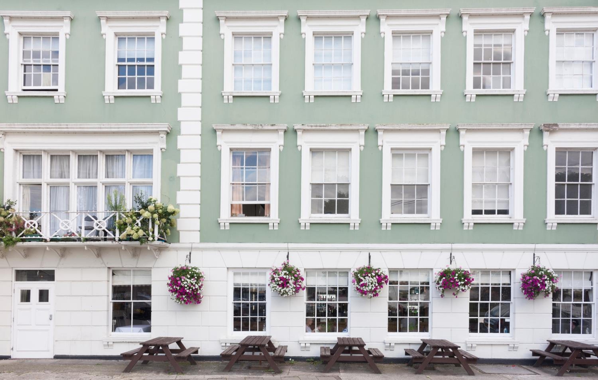 The Clarendon Royal Hotel, Gravesend