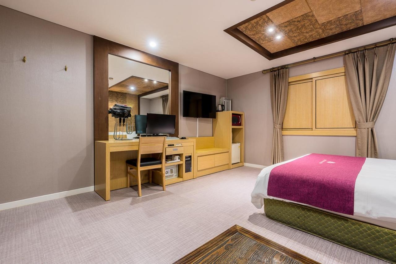 Foto de Symphony Hotel