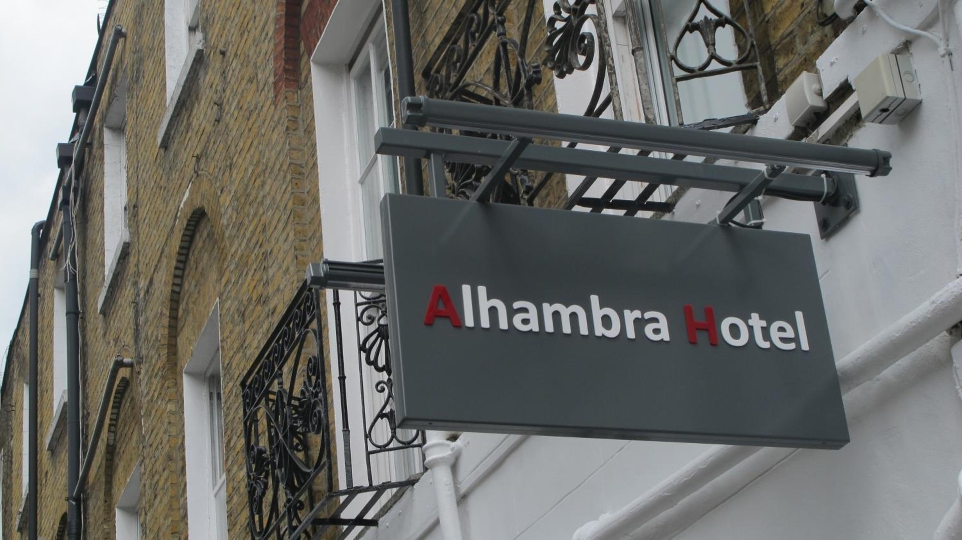 Alhambra Hotel, London