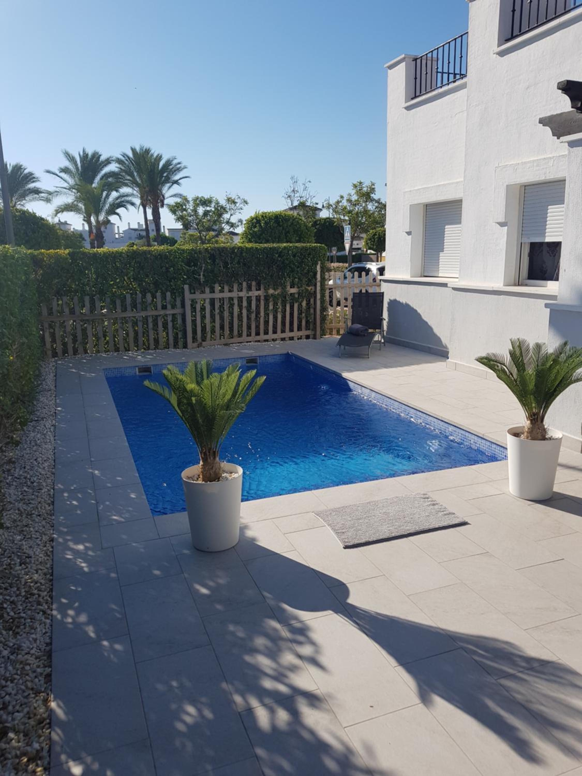Villa mit privatem Pool, zentrumsnah, Roldán