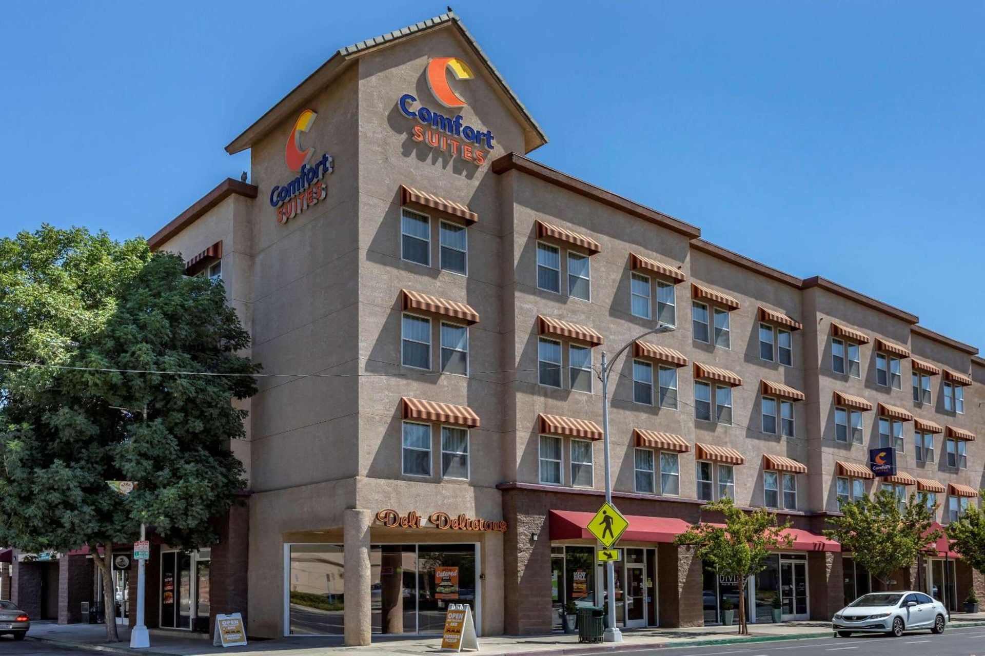 Comfort Suites Visalia - Convention Center, Visalia