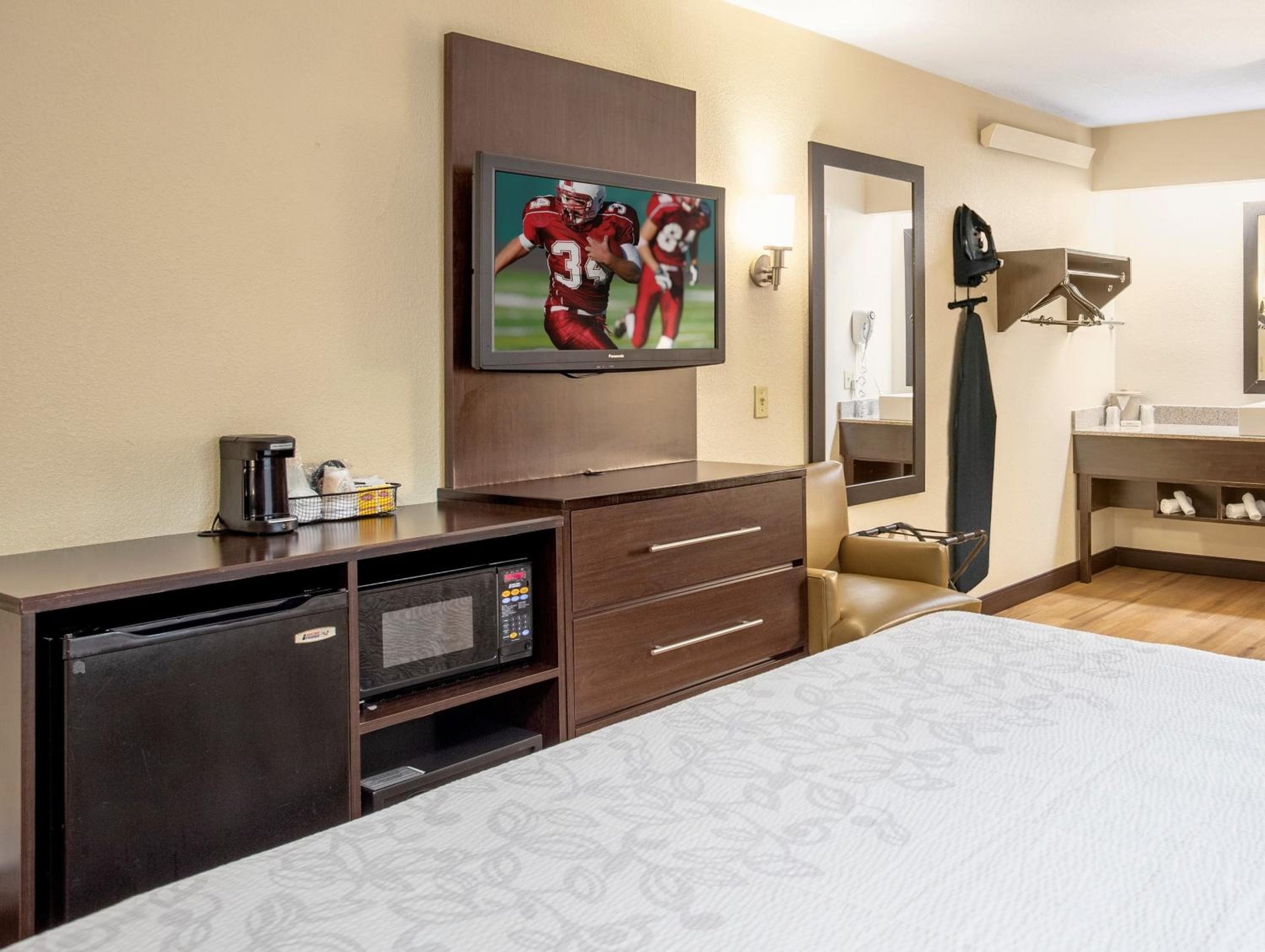 Foto de Red Roof Inn PLUS+ Secaucus - Meadowlands