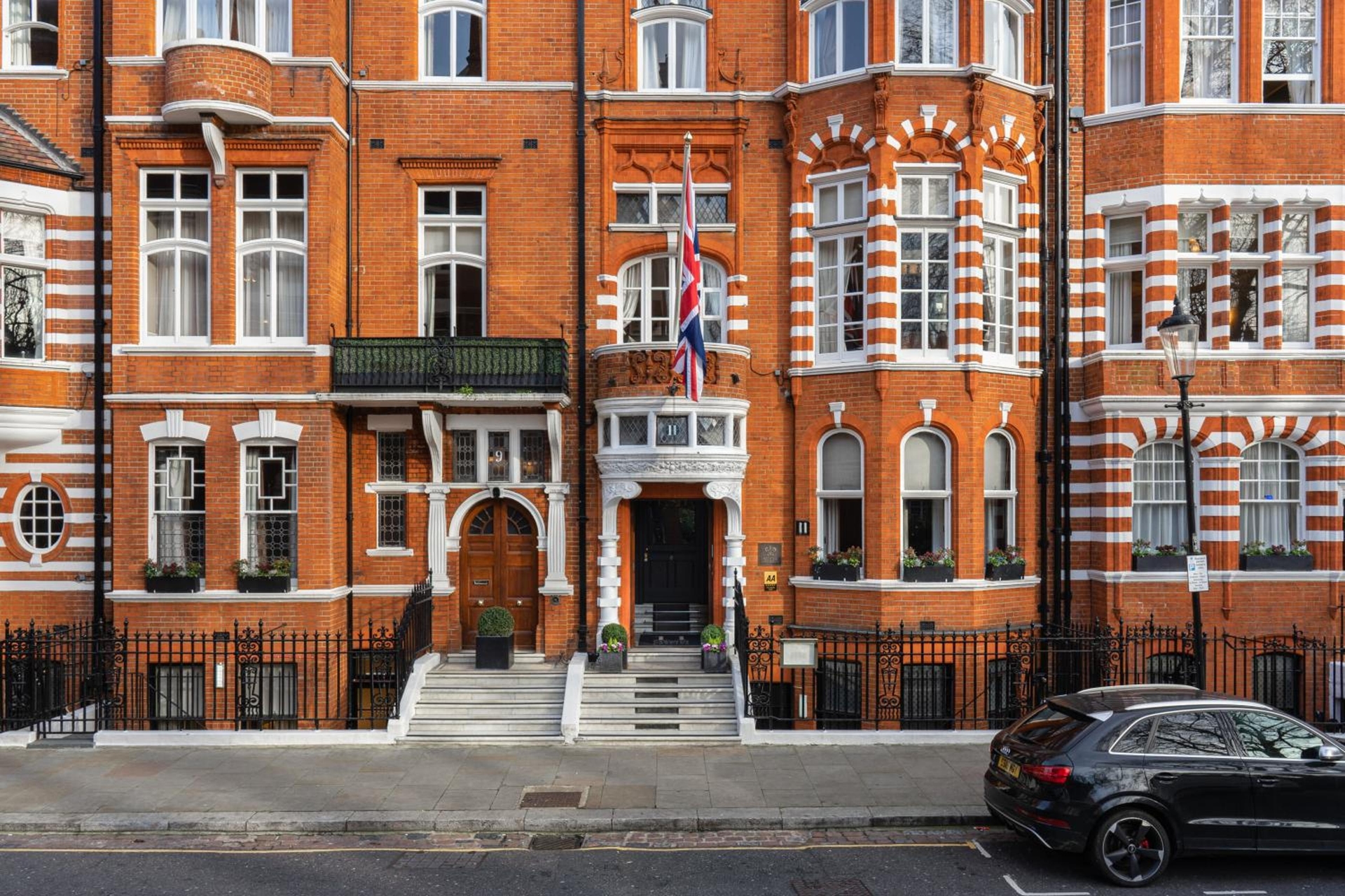 11 Cadogan Gardens and The Apartments, London
