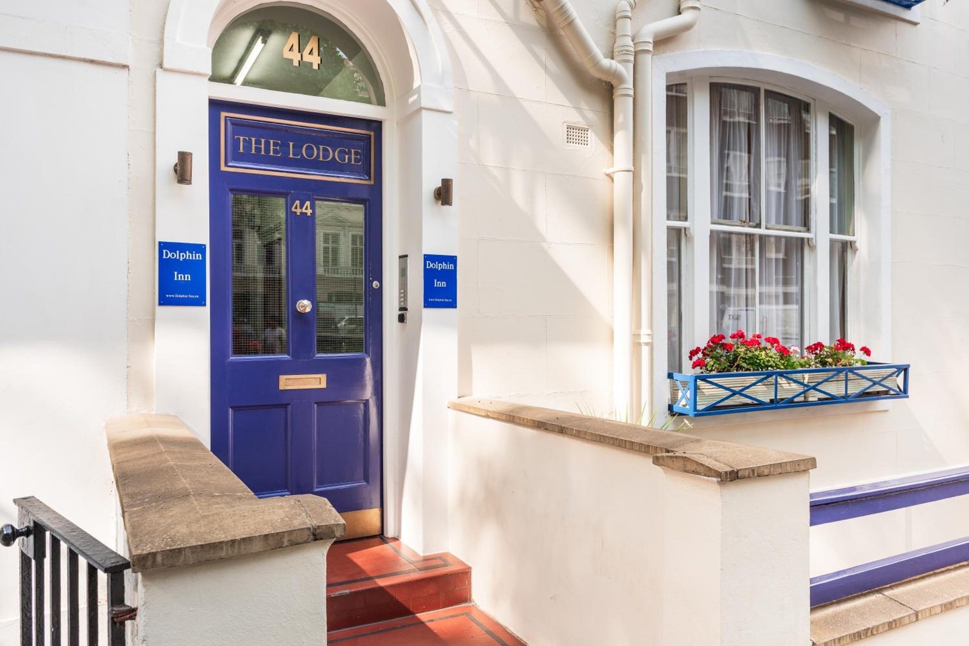 Dolphin Inn - The Lodge, London