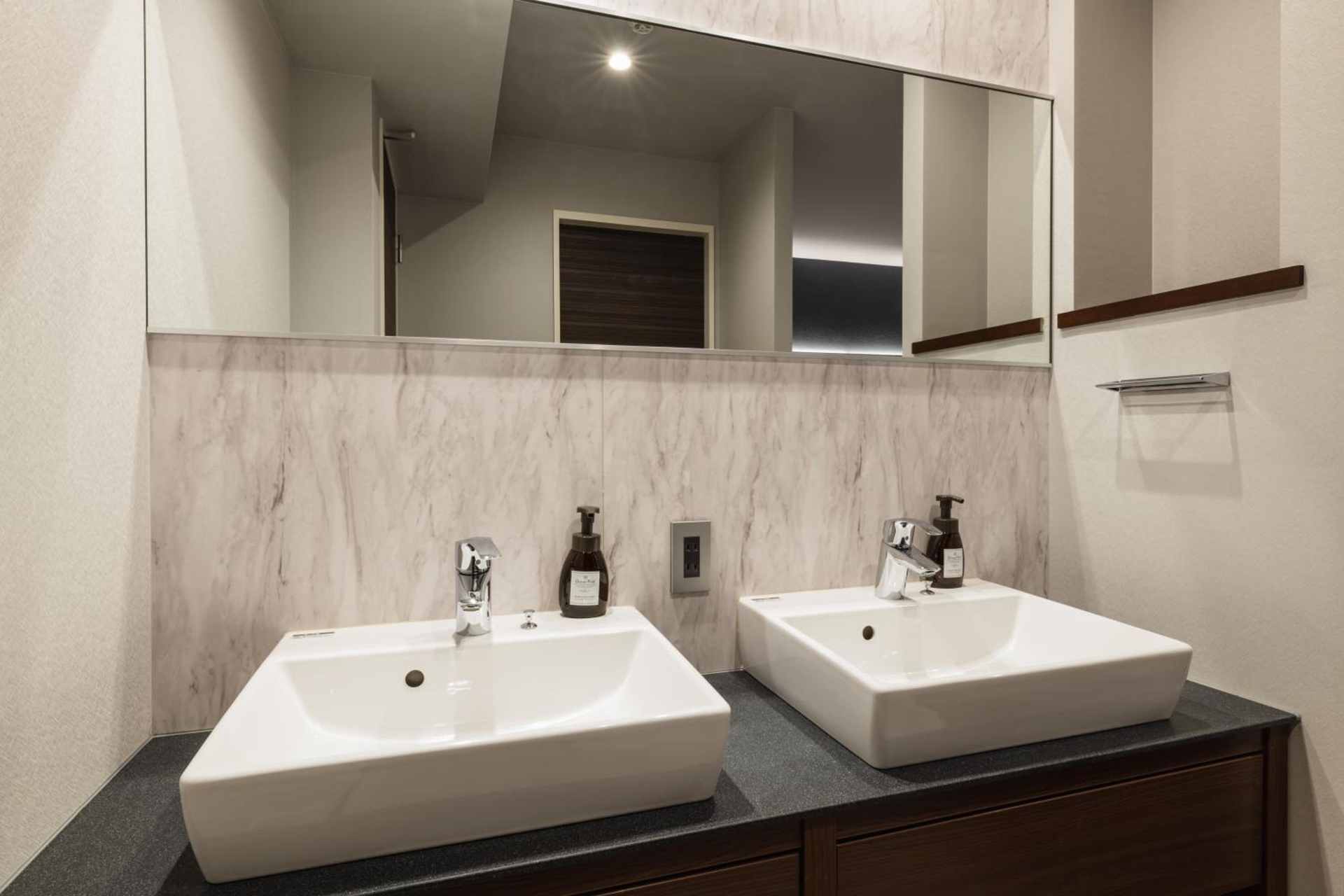 Foto de GRAND BASE Hakata Premium