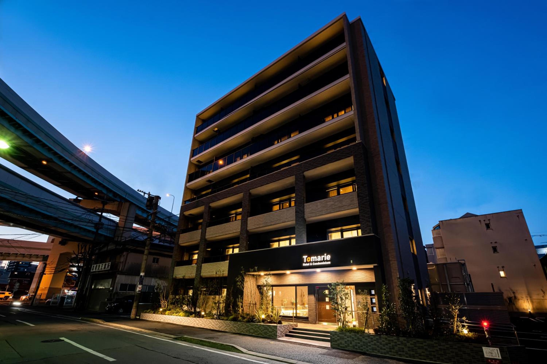 Tomariehotel & condominium