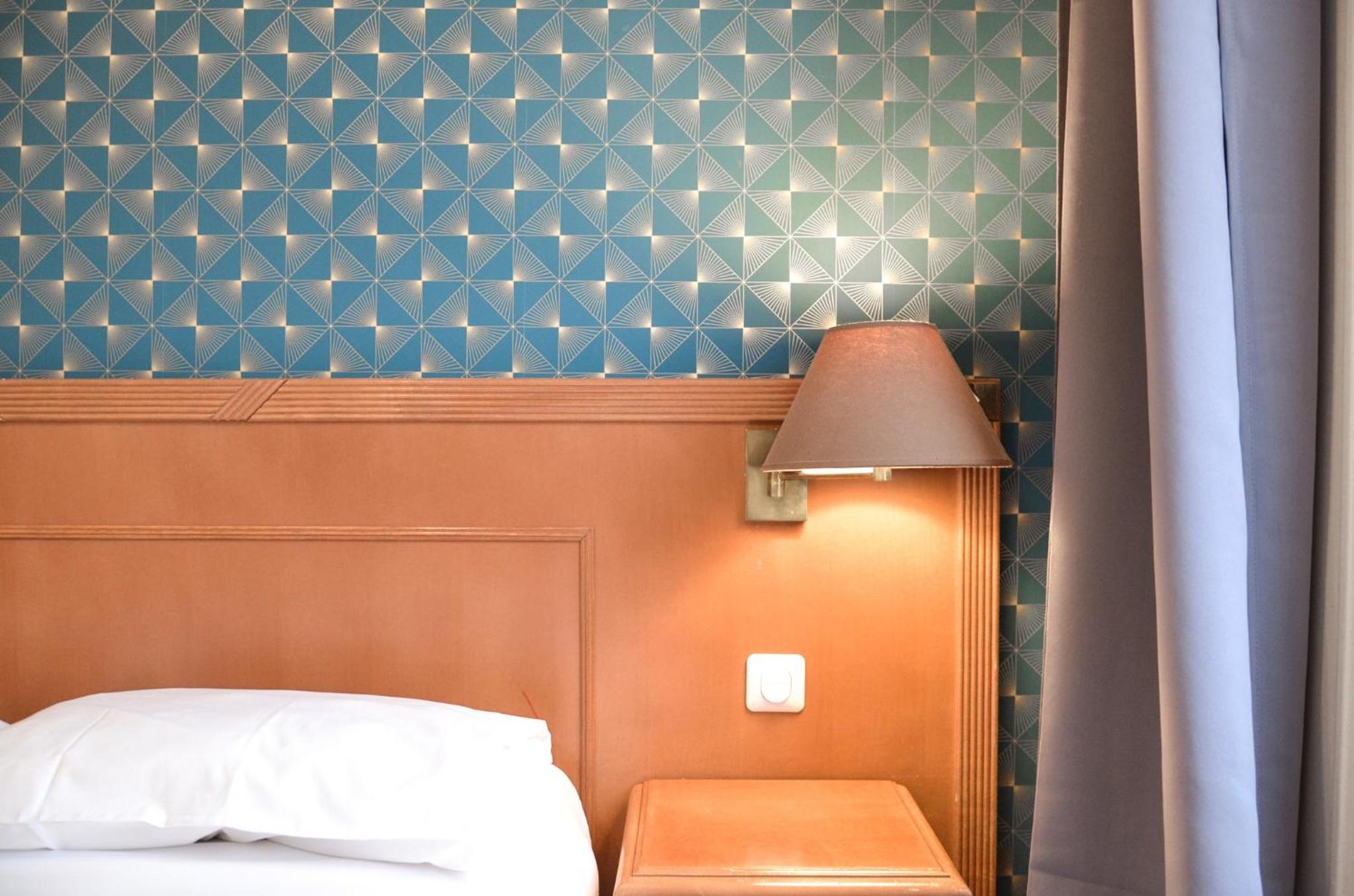 Foto de Hôtel De La Perdrix Rouge