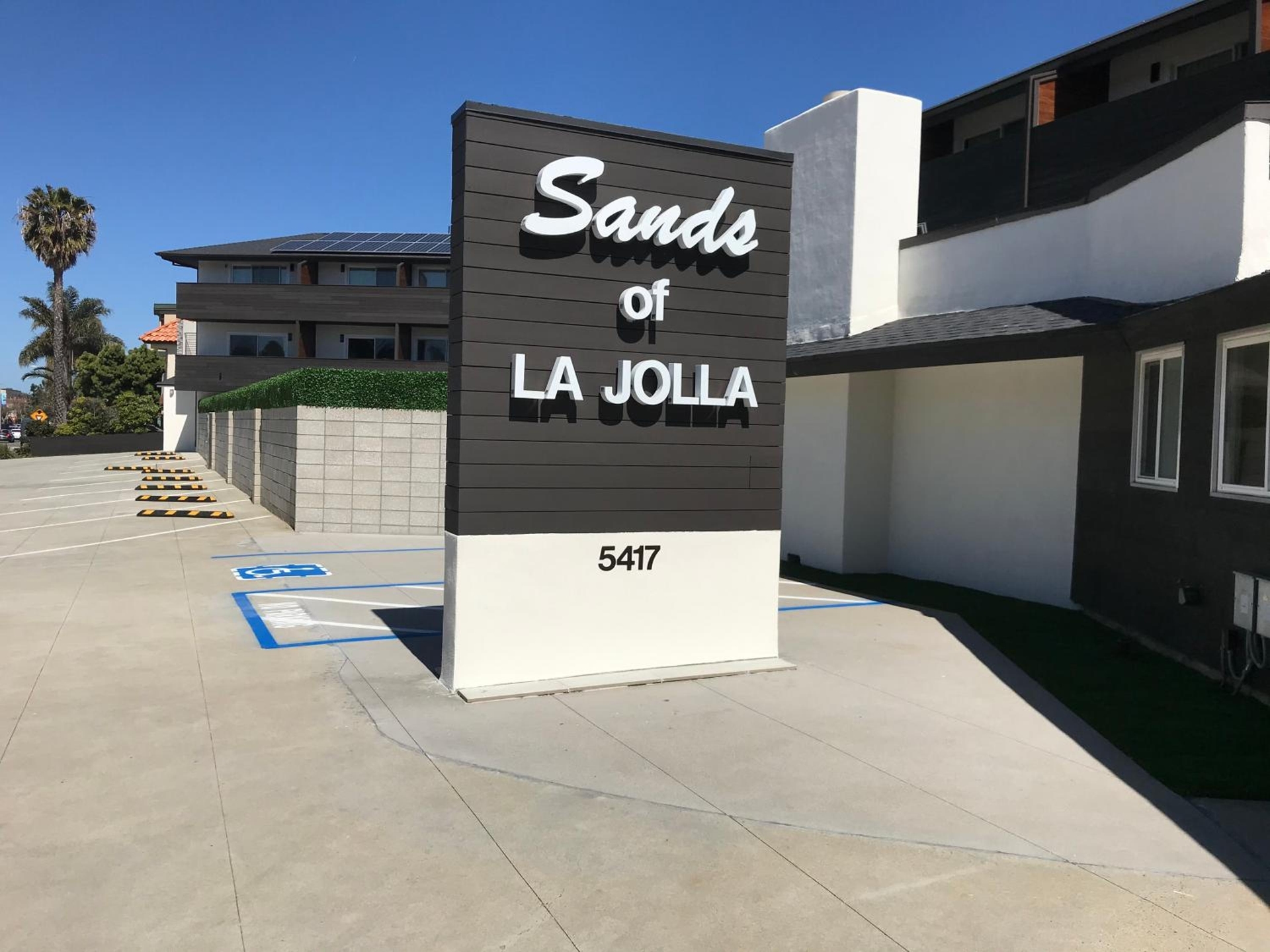 Sands Of La Jolla, La Jolla