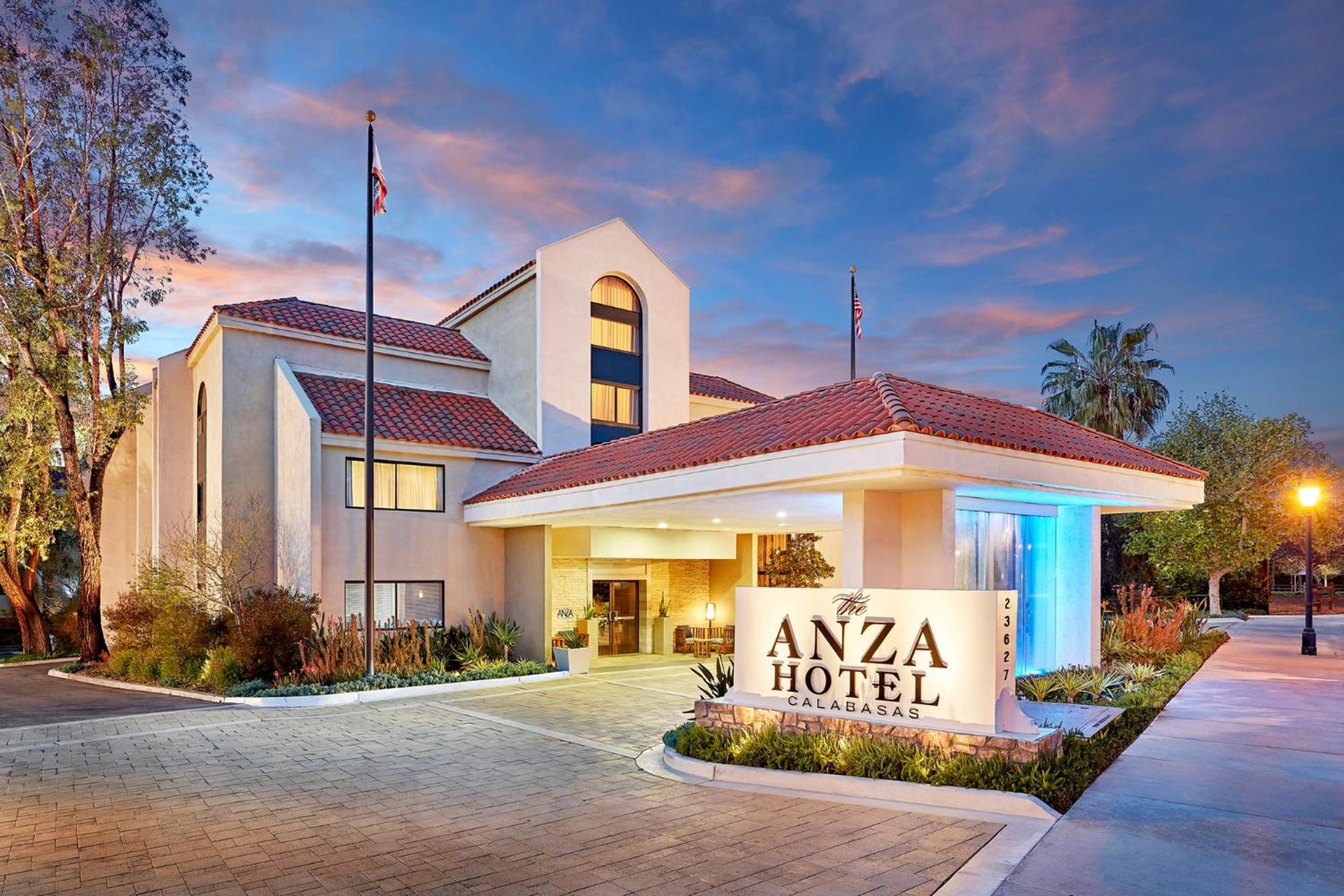The Anza-a Calabasas Hotel, Calabasas