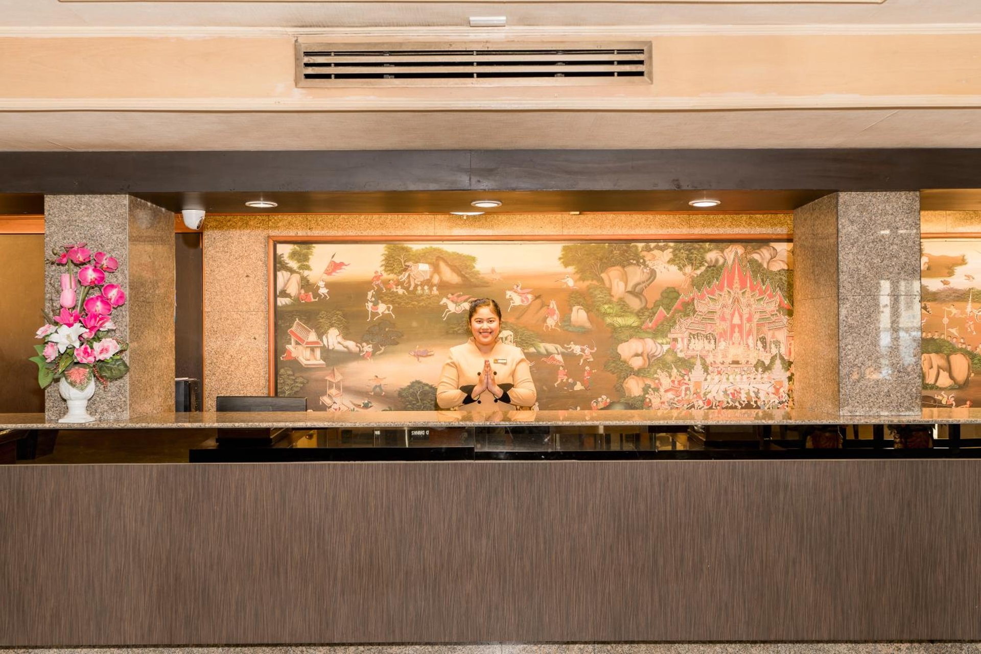 Niran Grand Hotel